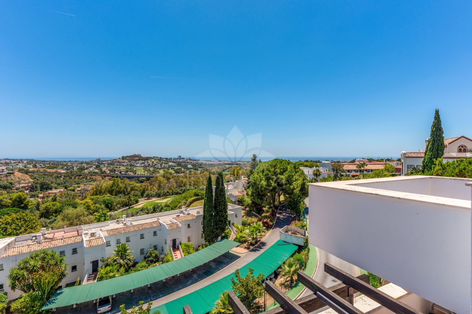 Duplex Penthouse in La Quinta Suites, Benahavis