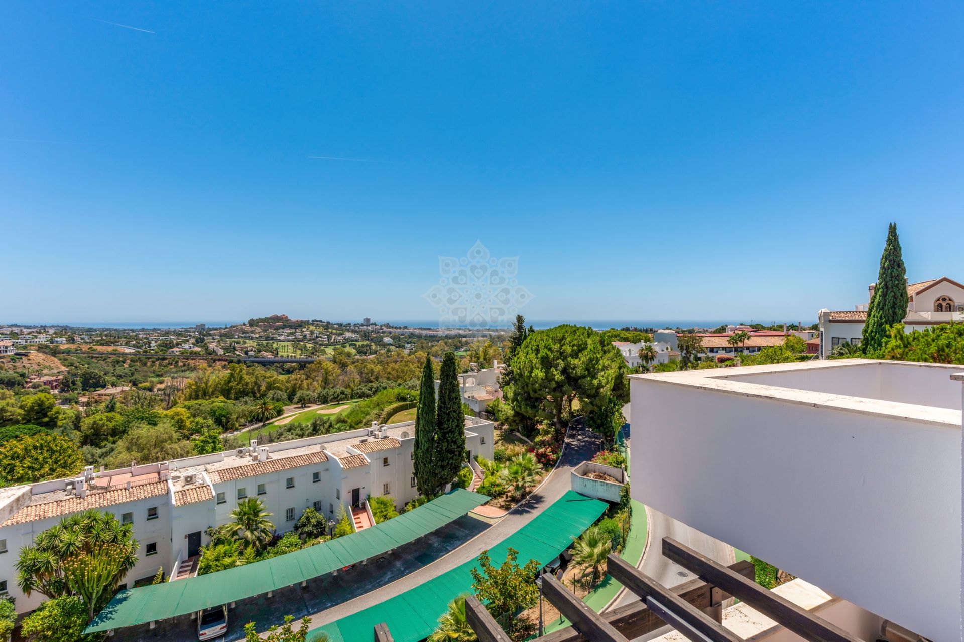 Atico Duplex en La Quinta Suites, Benahavis