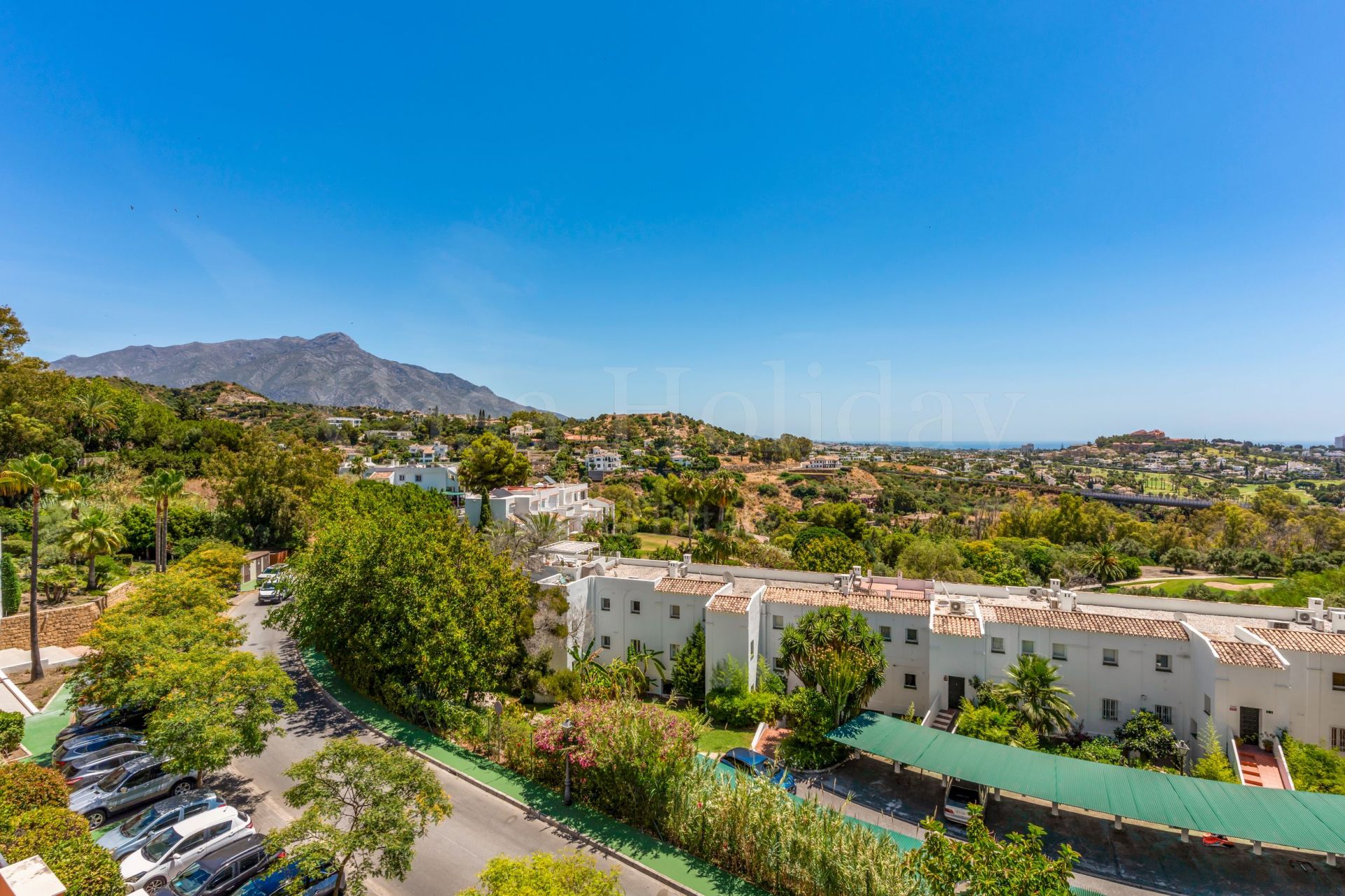 Atico Duplex en La Quinta Suites, Benahavis