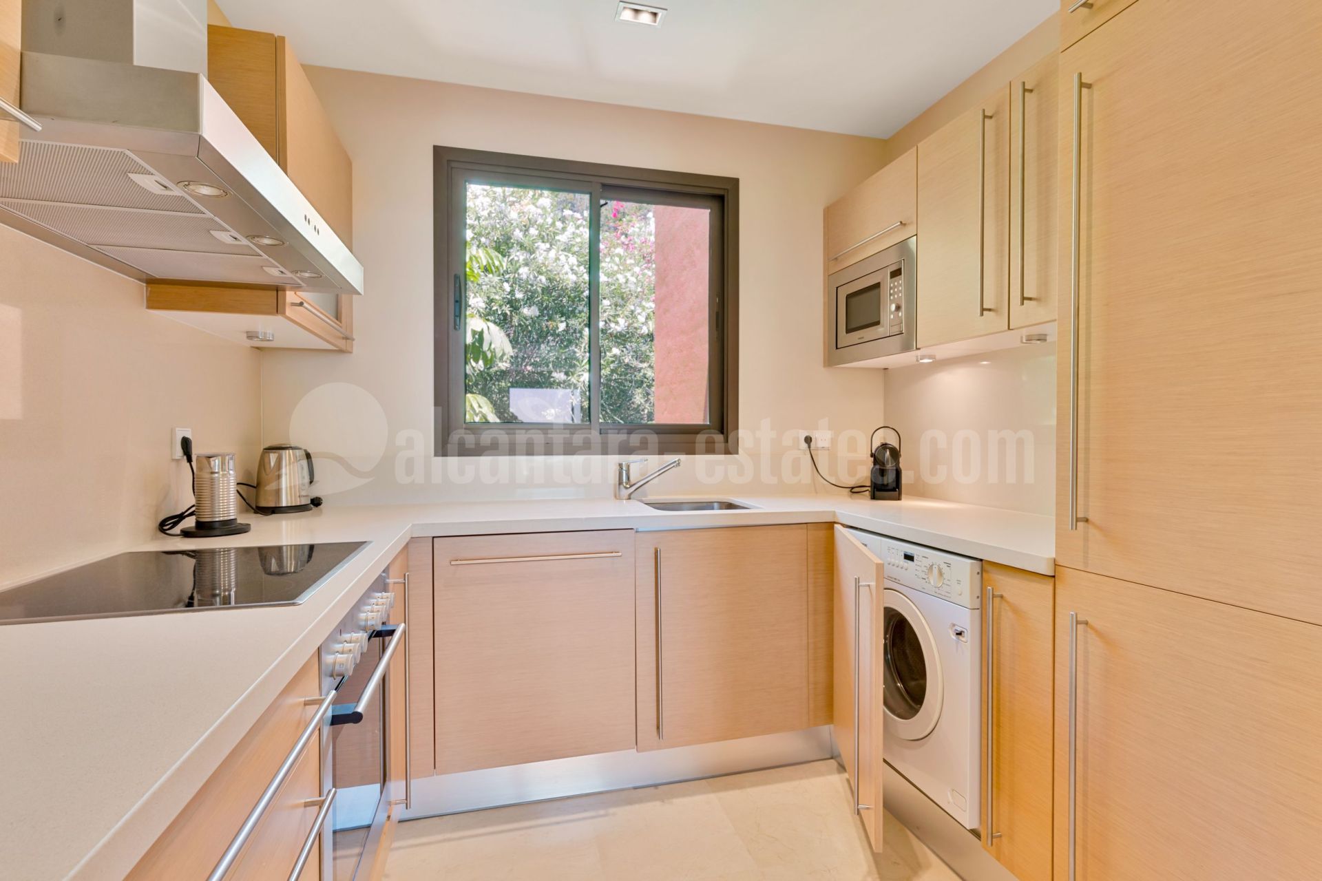 Duplex Penthouse in La Quinta Suites, Benahavis