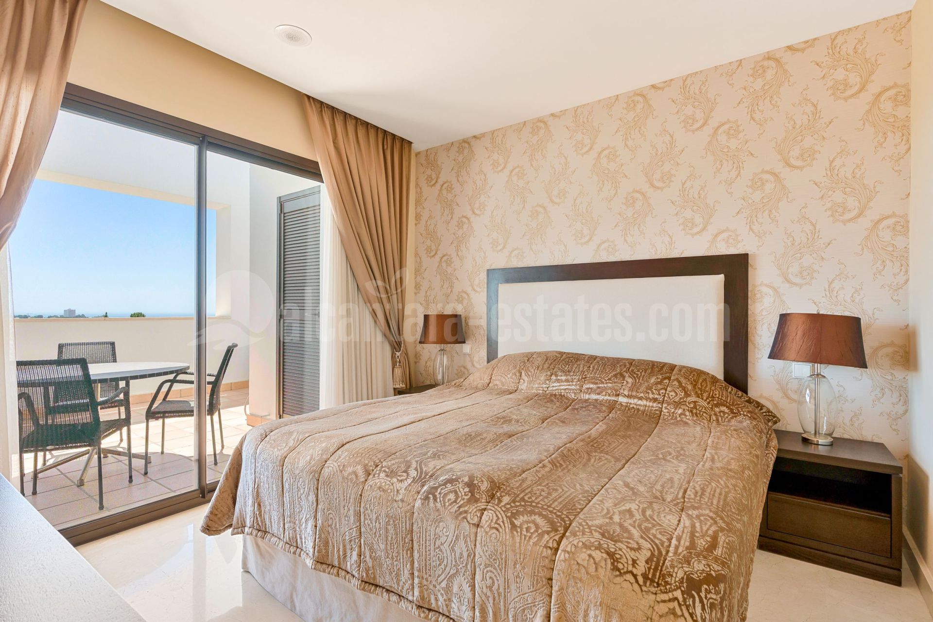 Duplex Penthouse in La Quinta Suites, Benahavis