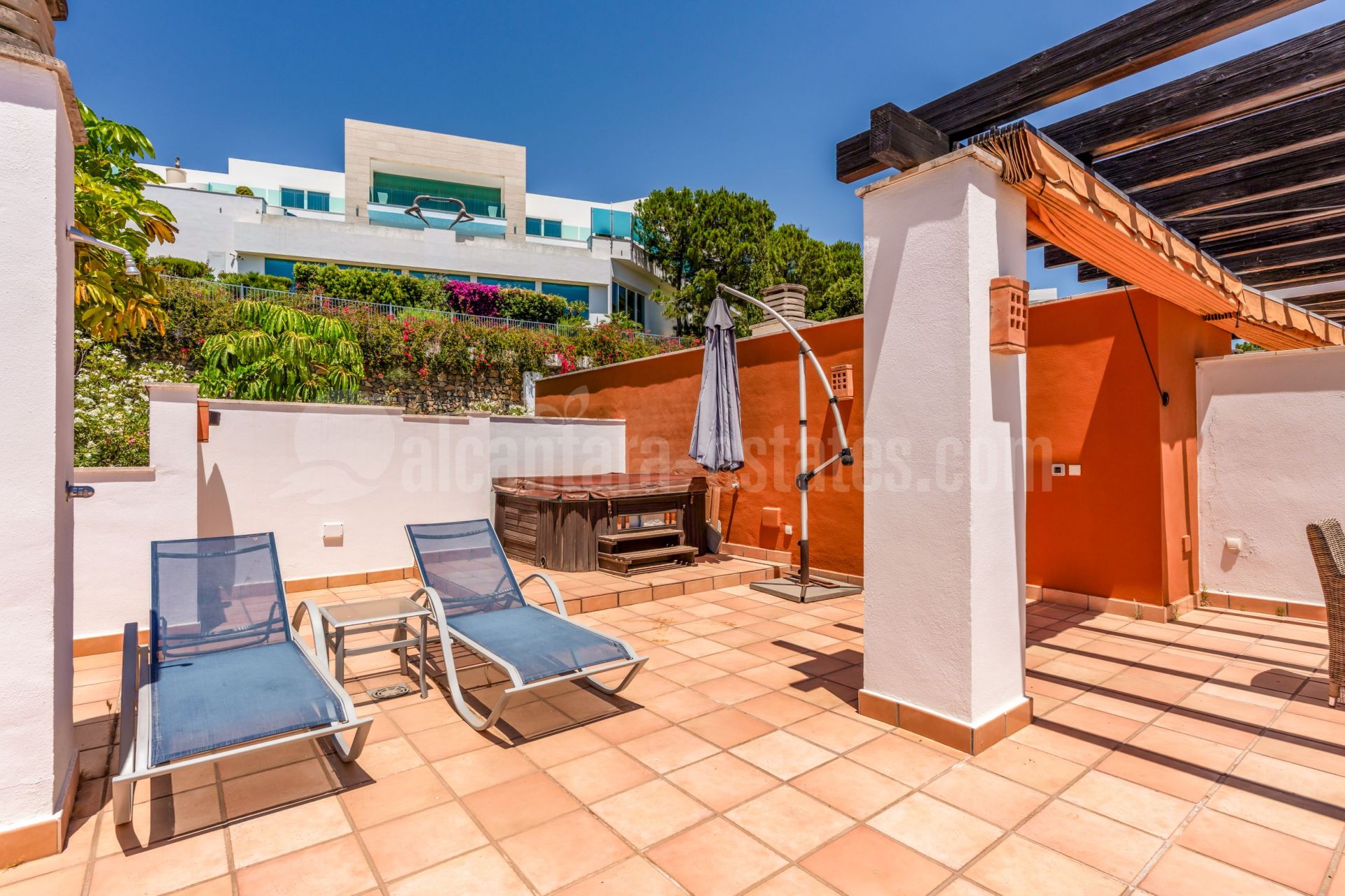Duplex Penthouse in La Quinta Suites, Benahavis