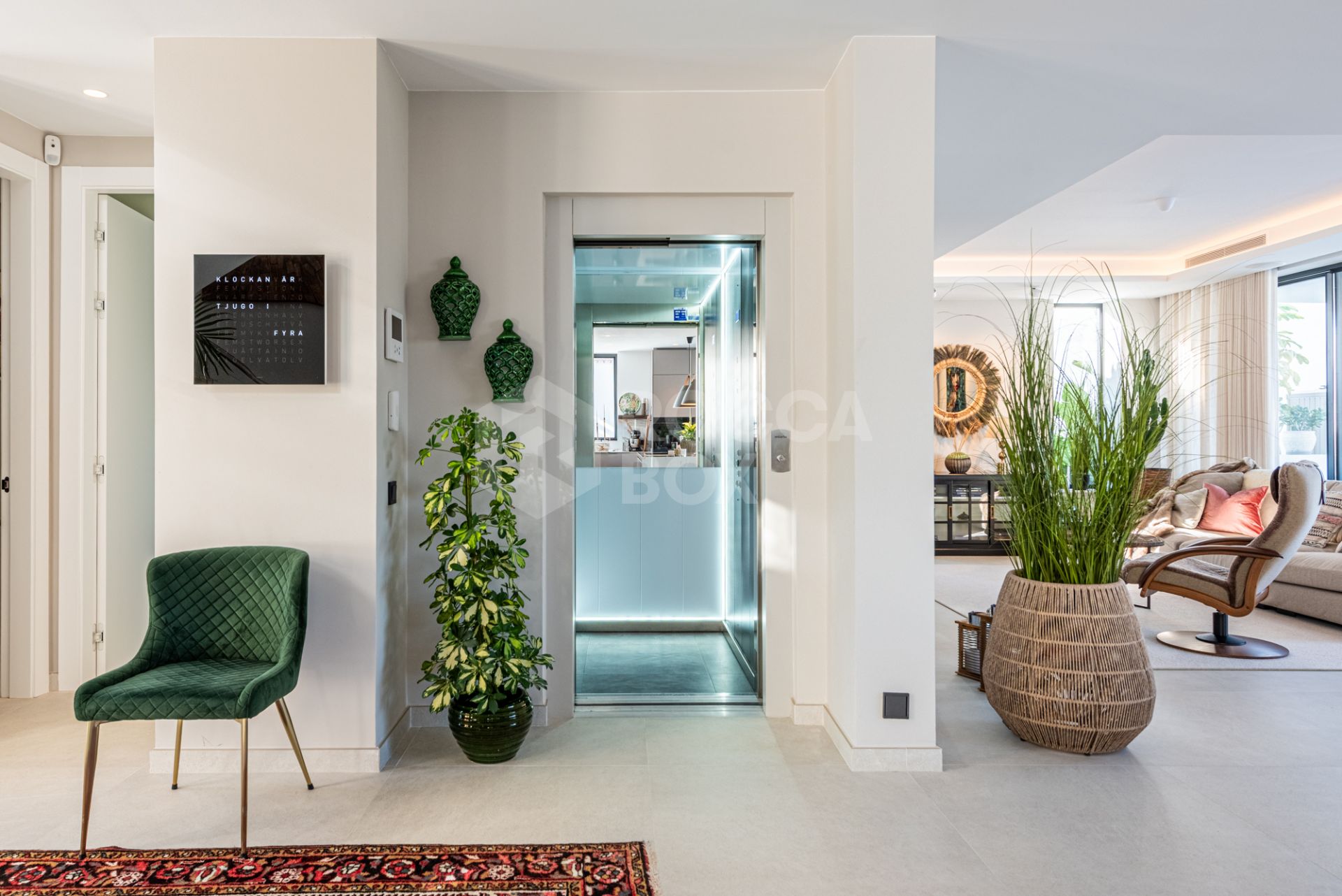 CONTEMPORARY LUXURY VILLA WITH PANORAMIC VIEWS – BUILT 2024