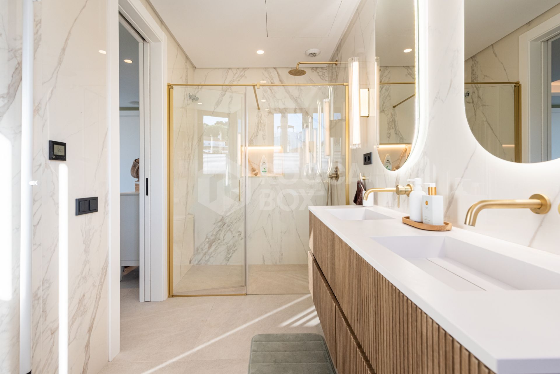 CONTEMPORARY LUXURY VILLA WITH PANORAMIC VIEWS – BUILT 2024