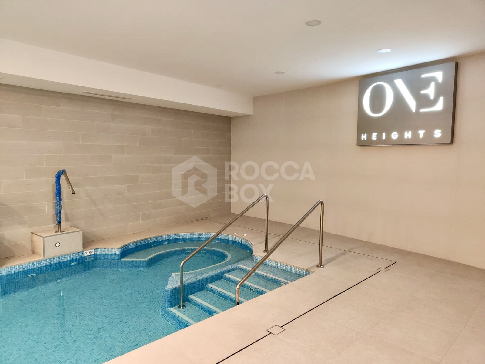 Amazing duplex penthouse with 360 views.