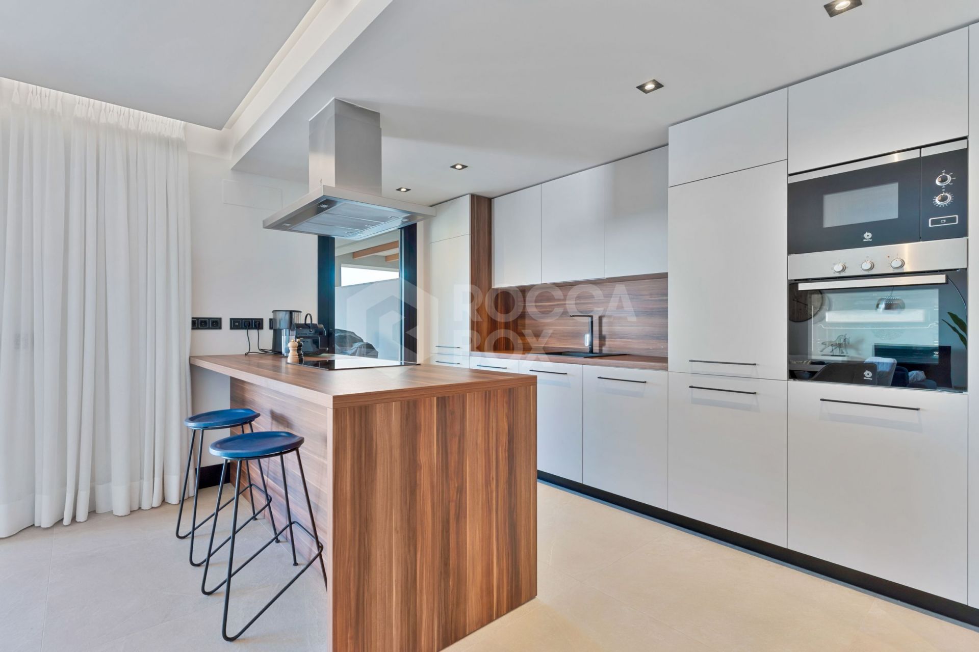 Exclusive apartment in Nueva Andalucía