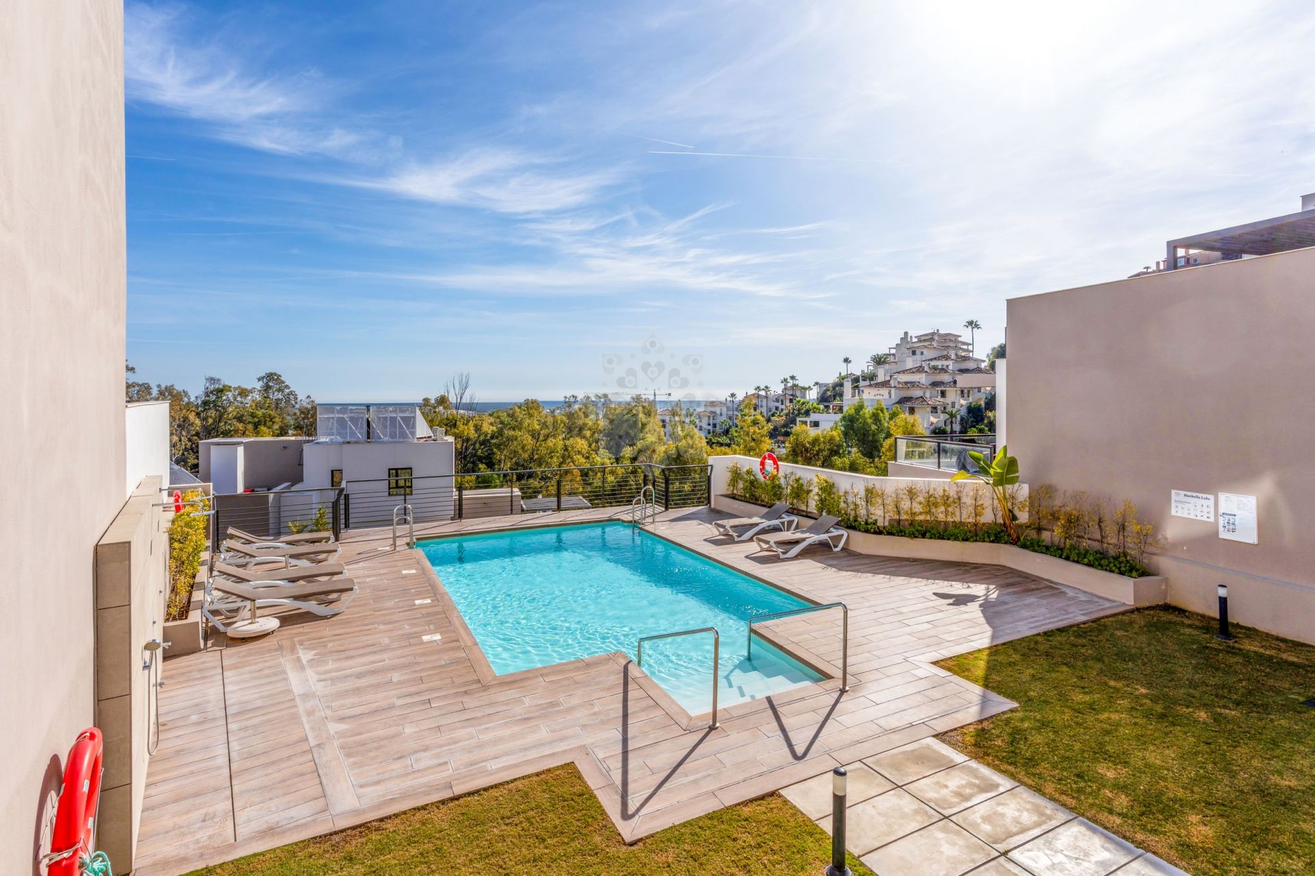 Ground Floor Apartment in Nueva Andalucia, Marbella