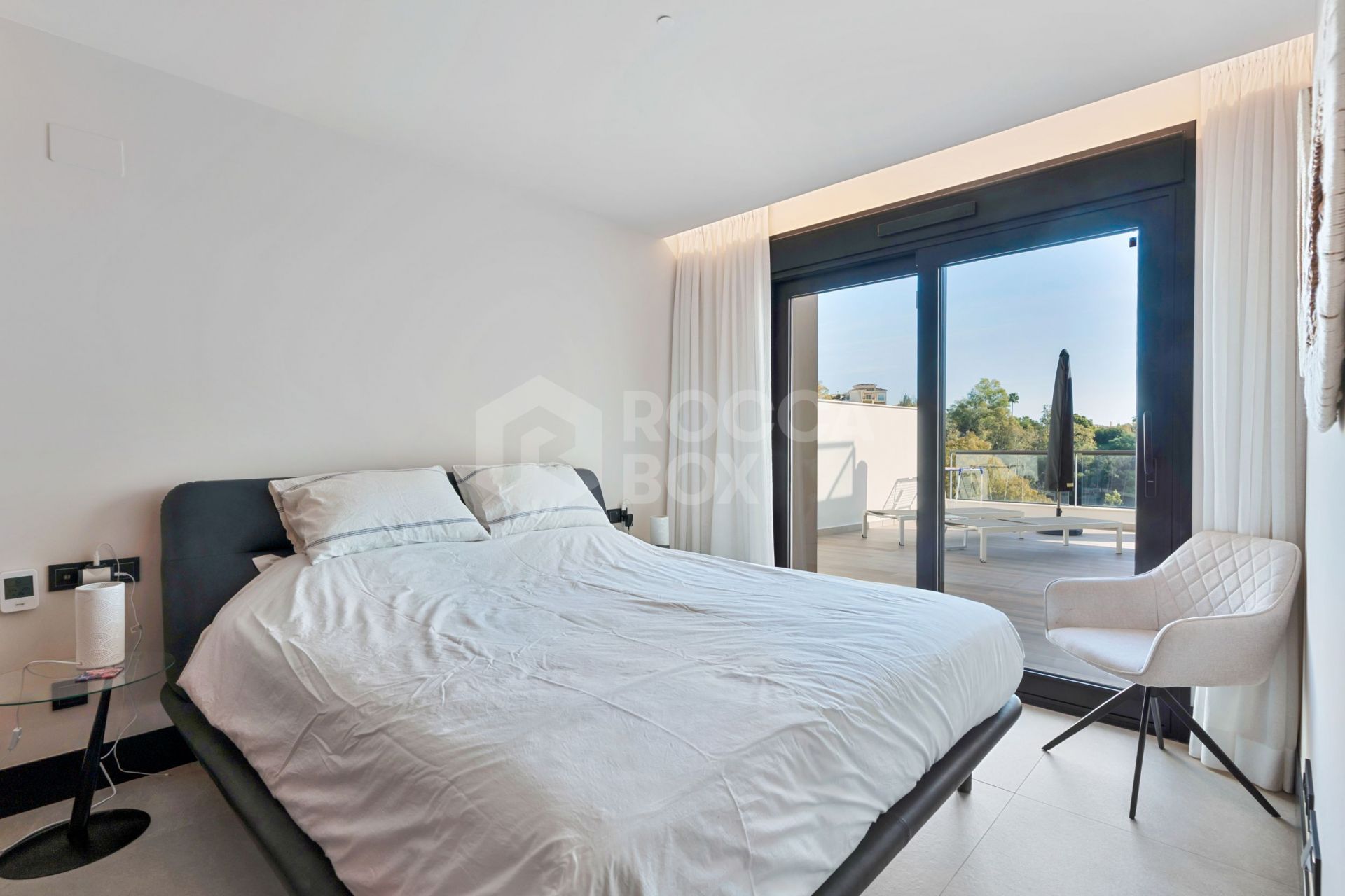 Exclusive apartment in Nueva Andalucía