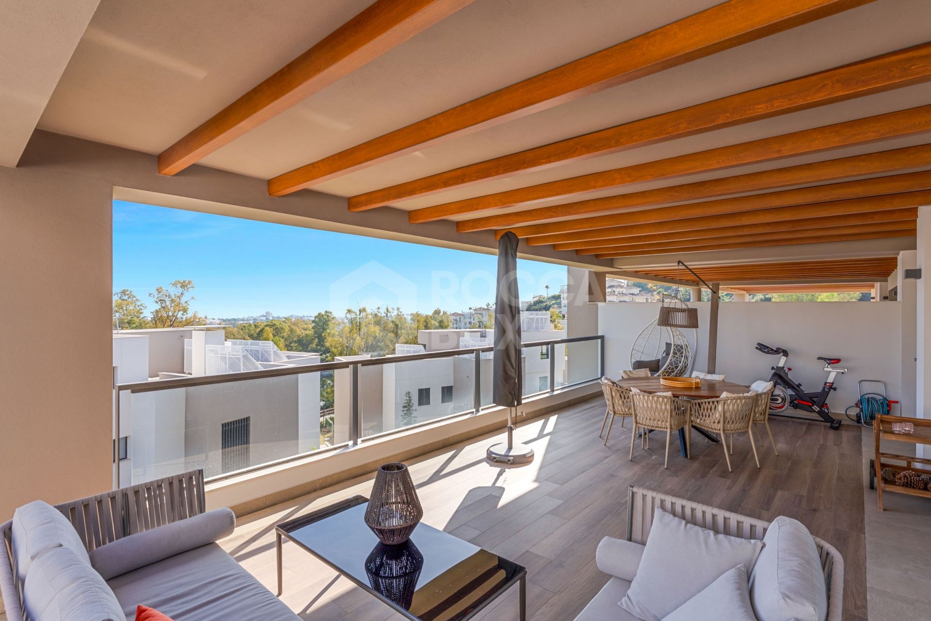Exclusive apartment in Nueva Andalucía
