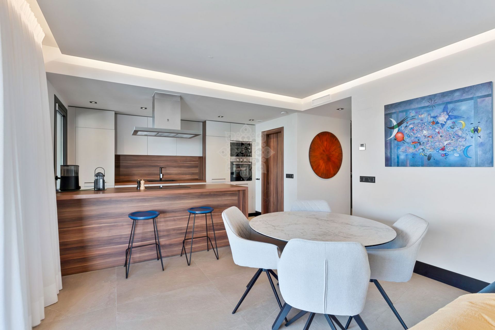 Ground Floor Apartment in Nueva Andalucia, Marbella