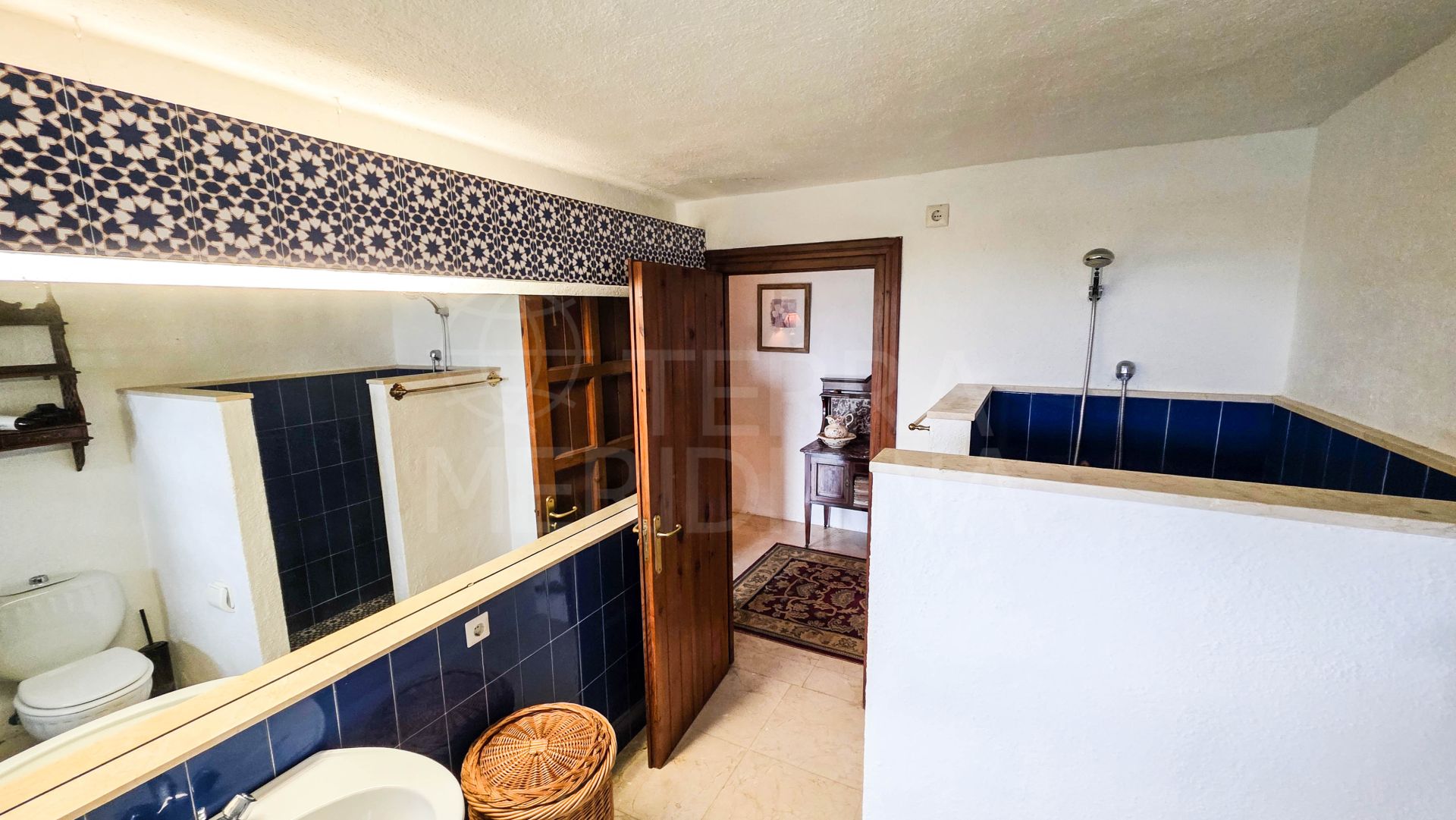 Villa in Bahia Dorada, Estepona