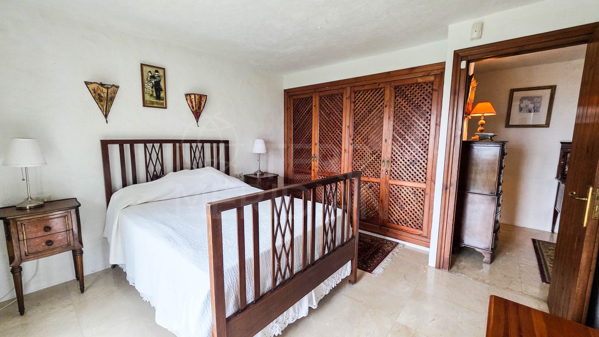 Villa in Bahia Dorada, Estepona