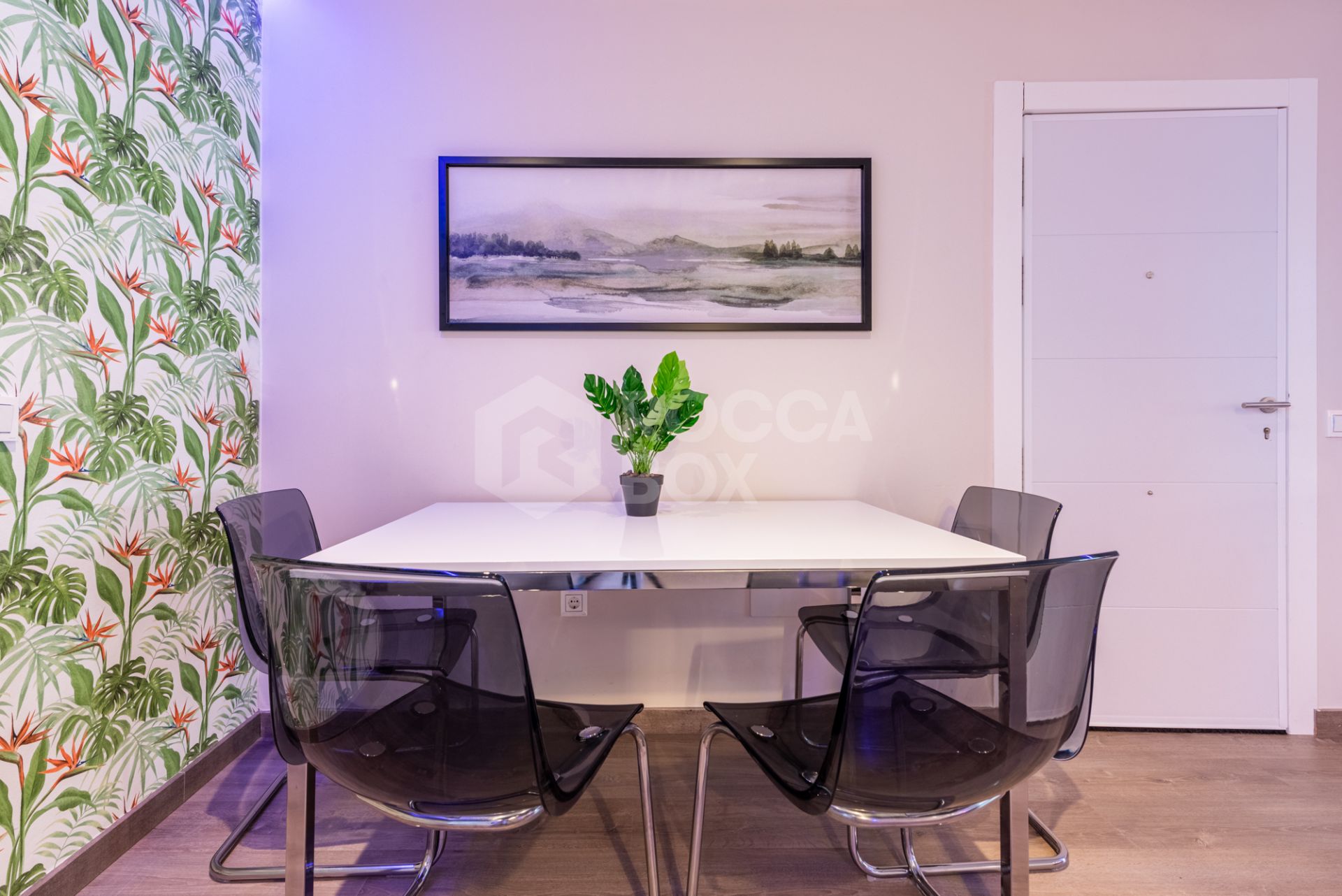 Renovated 2 bedrooms apartment with sea view and tourist licence in a charming Benalmadena Pueblo