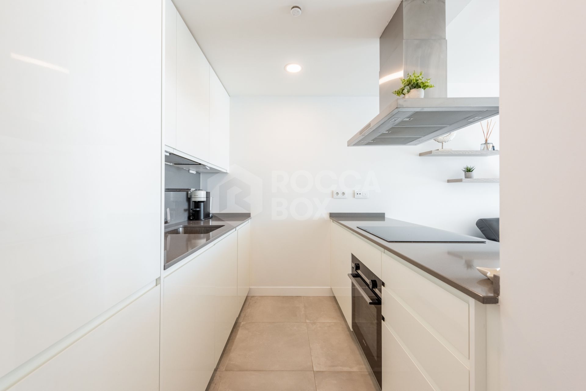 Stylish 2 bedrooms apartment with terrace and sea views in Panoramica, El Higueron