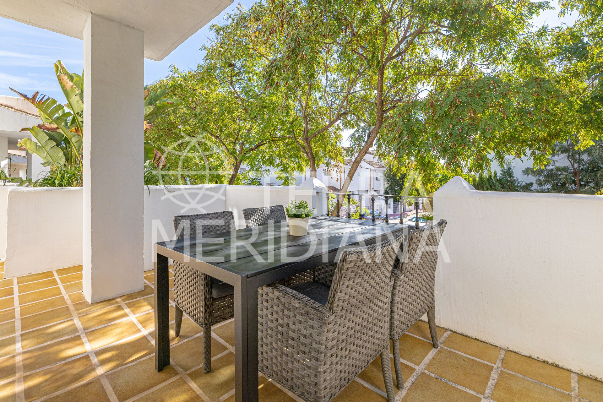 Apartment in Los Naranjos de Marbella, Marbella