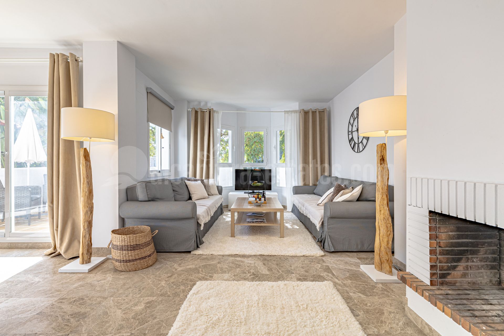 Apartamento en Los Naranjos de Marbella, Marbella