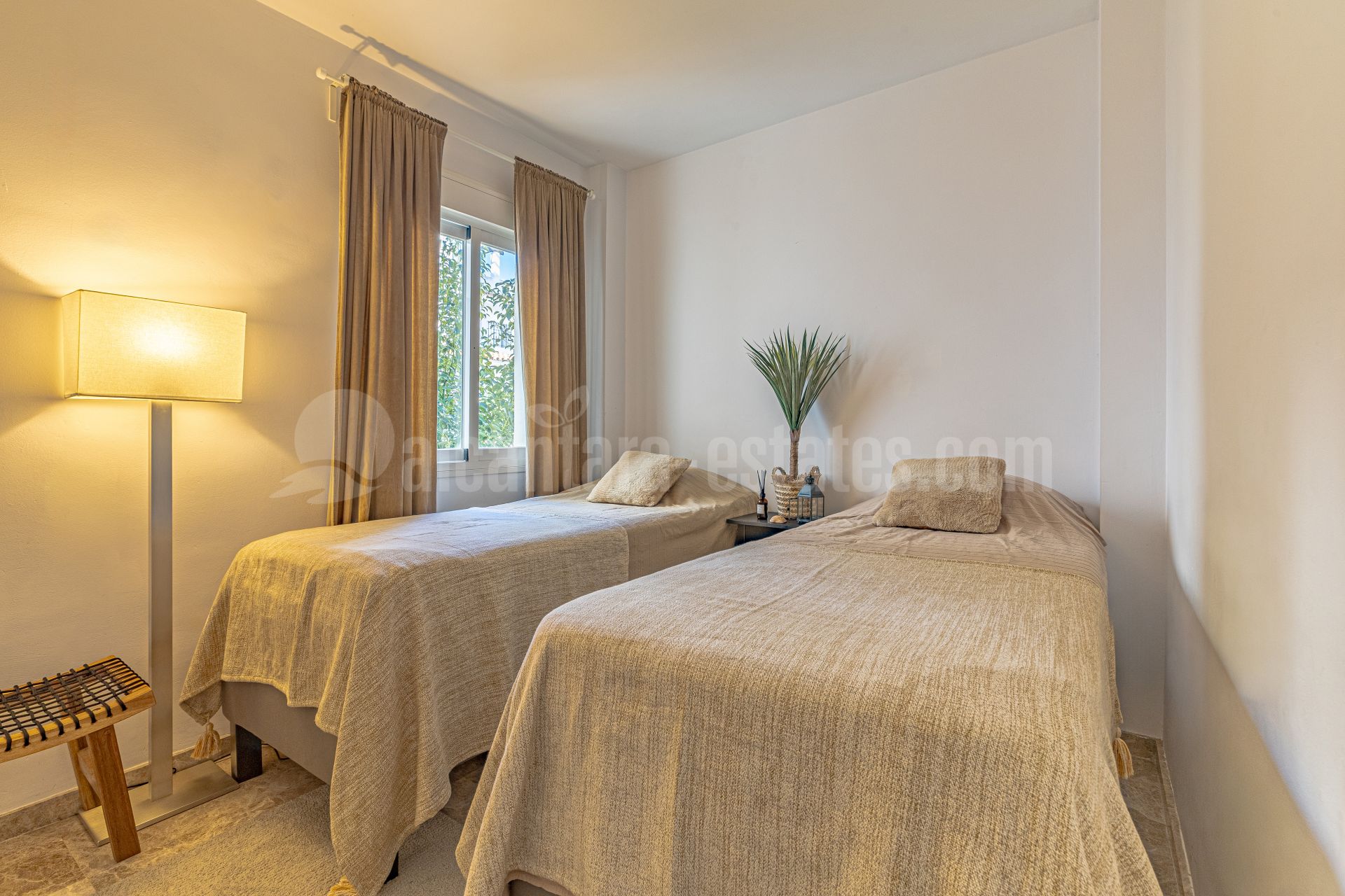 Apartamento en Los Naranjos de Marbella, Marbella