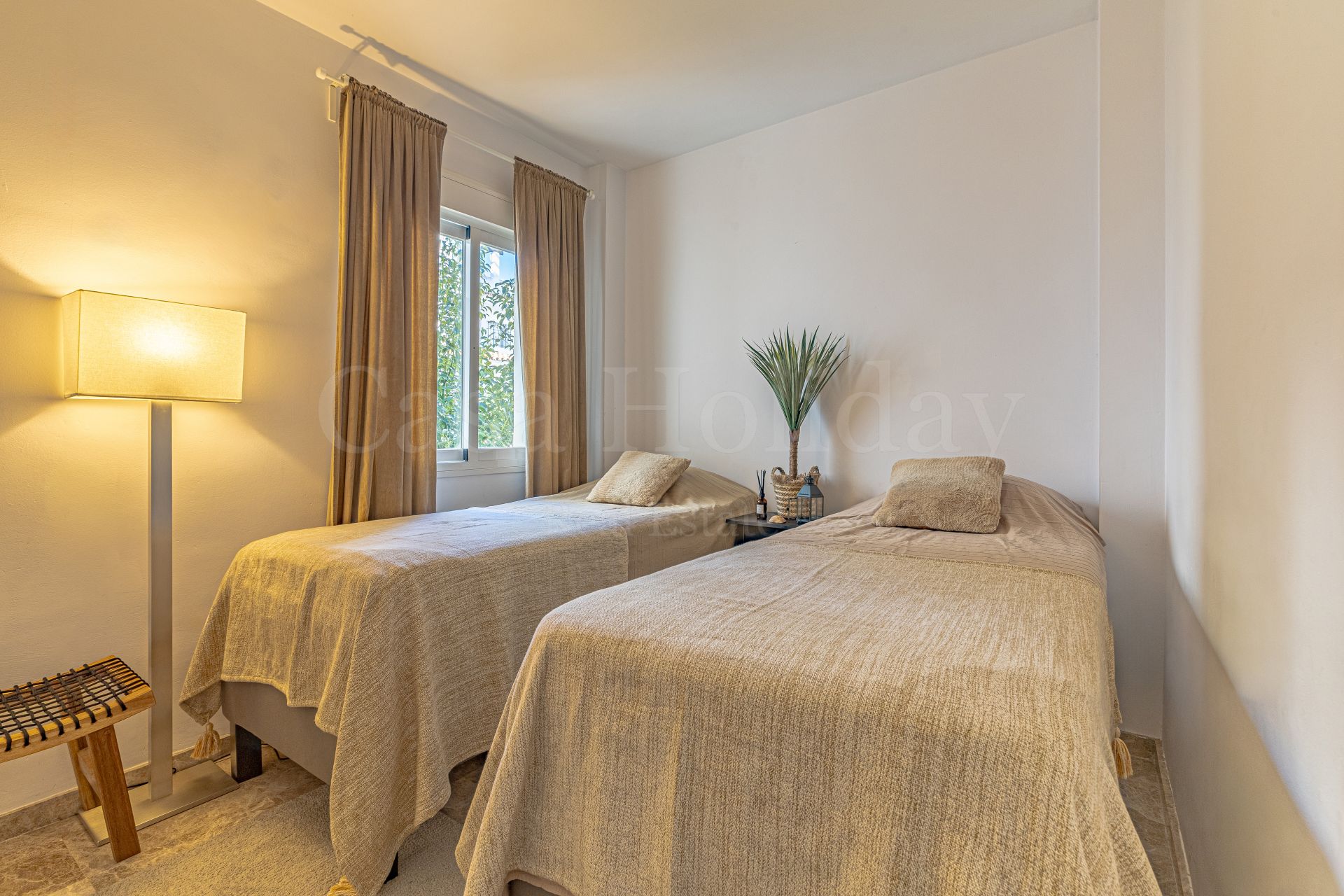 Apartment in Los Naranjos de Marbella, Marbella