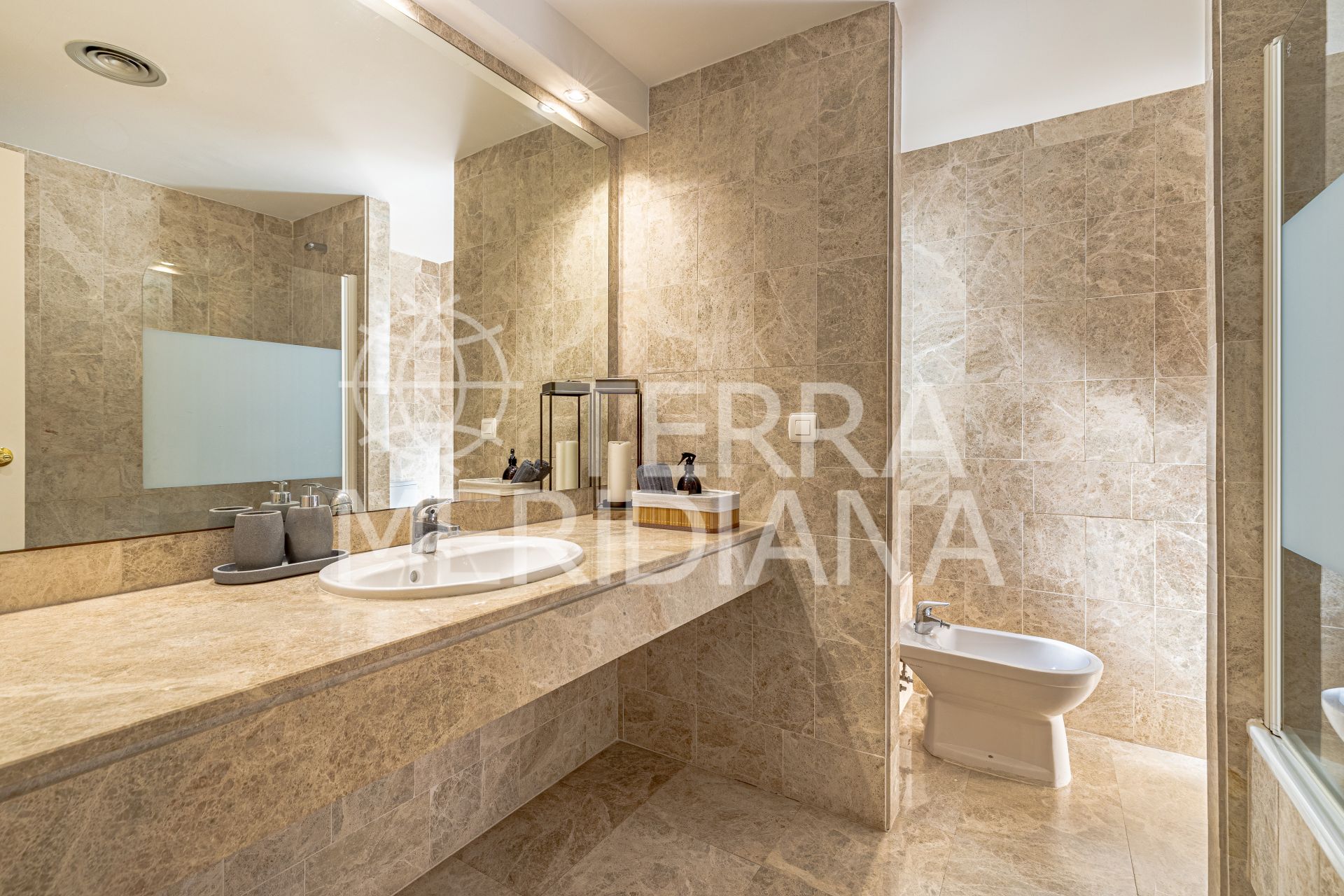 Apartment in Los Naranjos de Marbella, Marbella