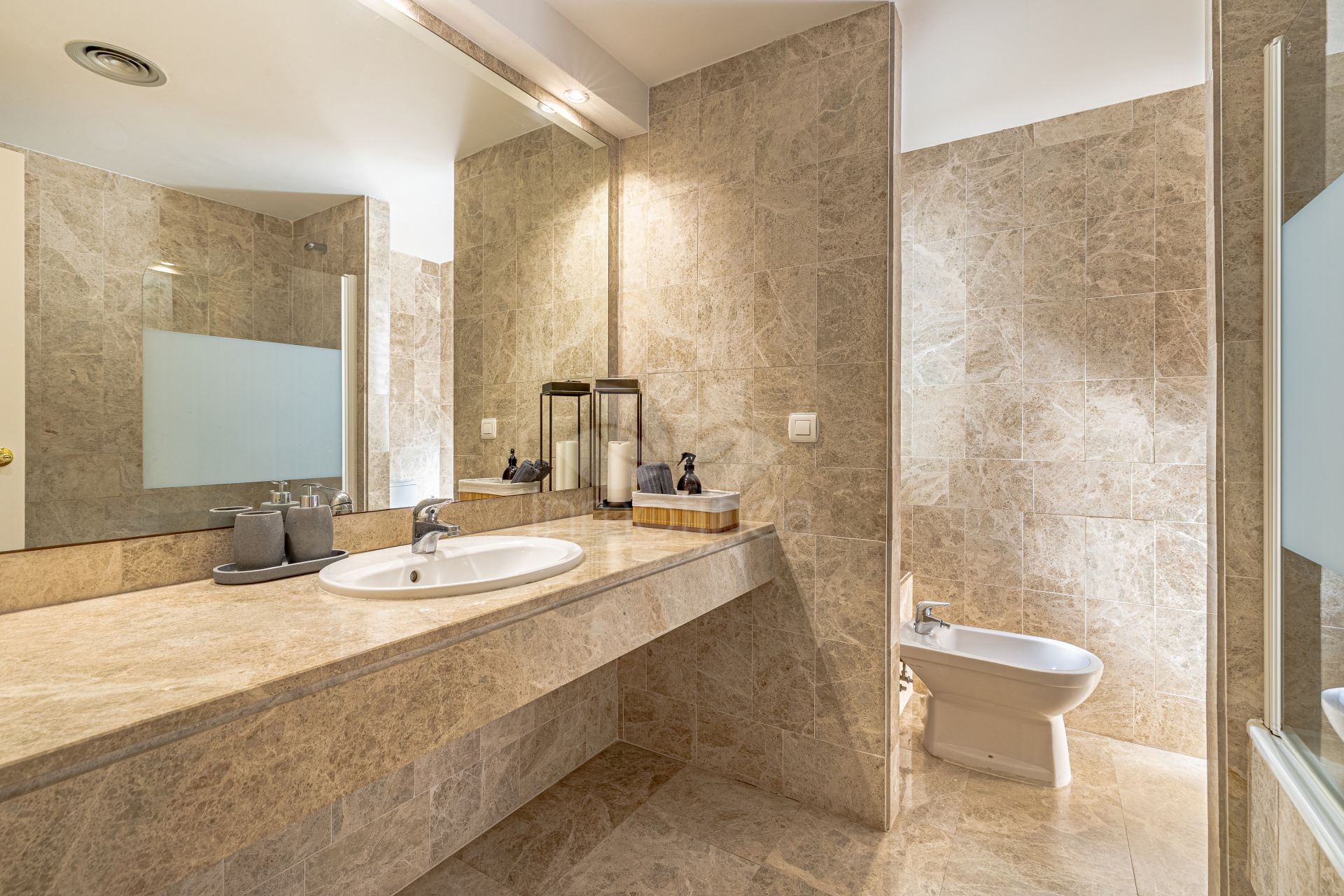 Apartment in Los Naranjos de Marbella, Marbella