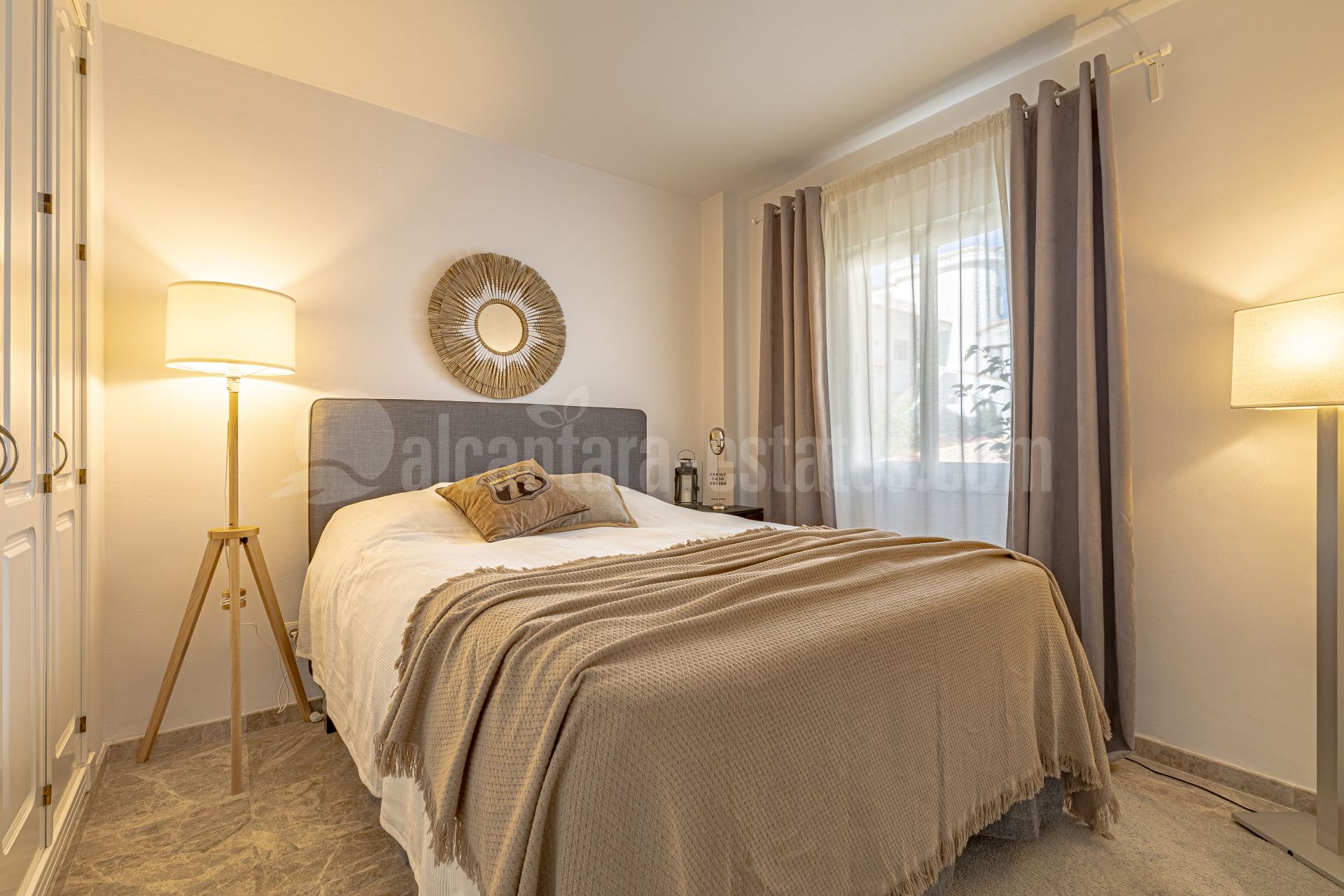 Apartamento en Los Naranjos de Marbella, Marbella