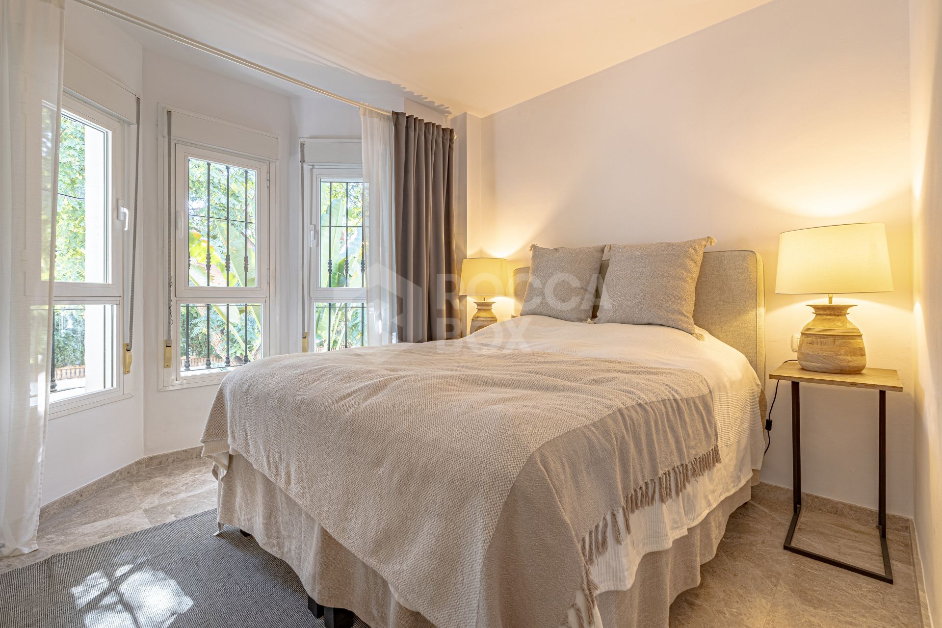 Bright and spacious apartment in Los Naranjos de Marbella