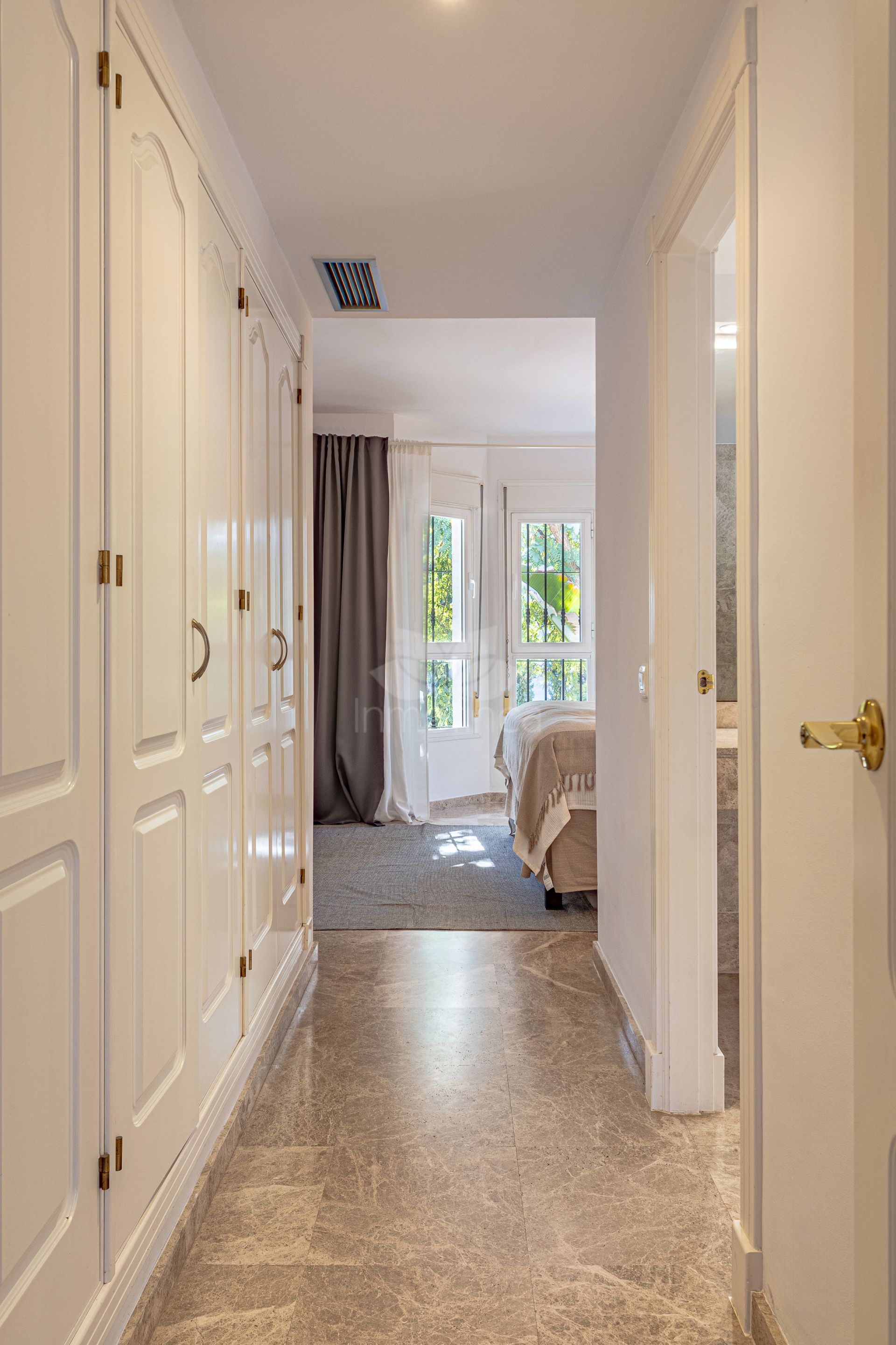 Apartment in Los Naranjos de Marbella, Marbella