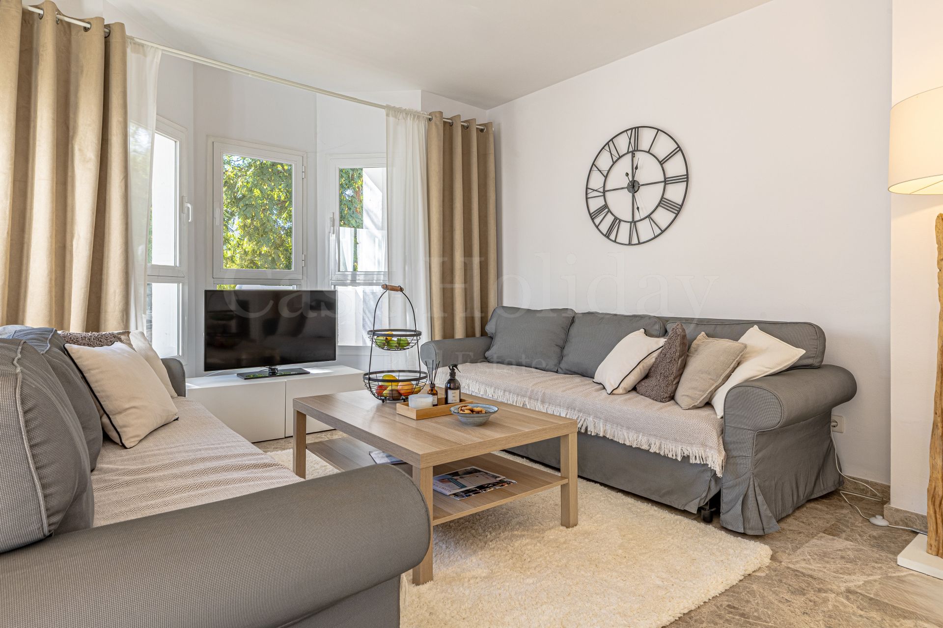 Apartment in Los Naranjos de Marbella, Marbella