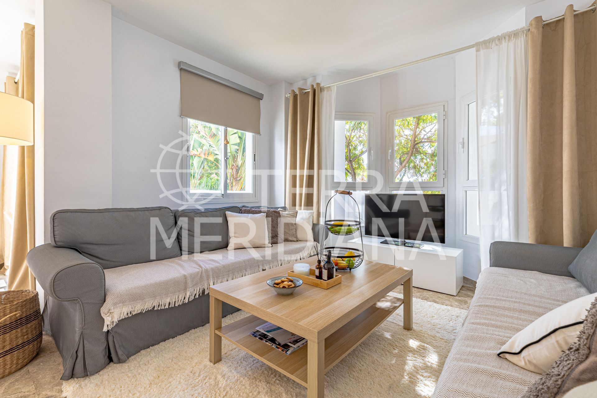 Apartment in Los Naranjos de Marbella, Marbella