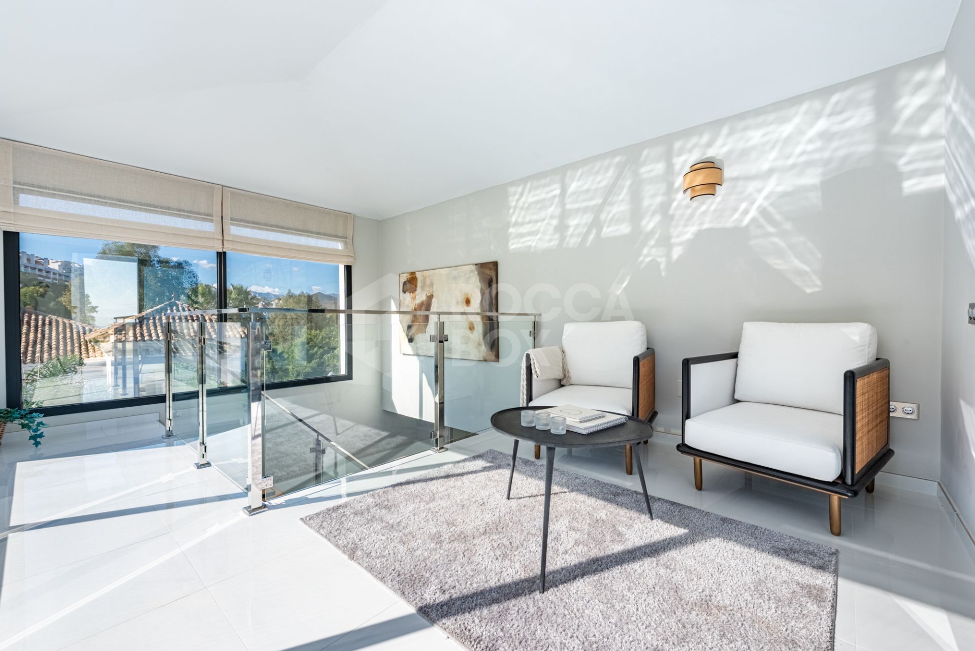 If you love the softness of the Andalusian style but still want a contemporary interior, this is your perfect match!