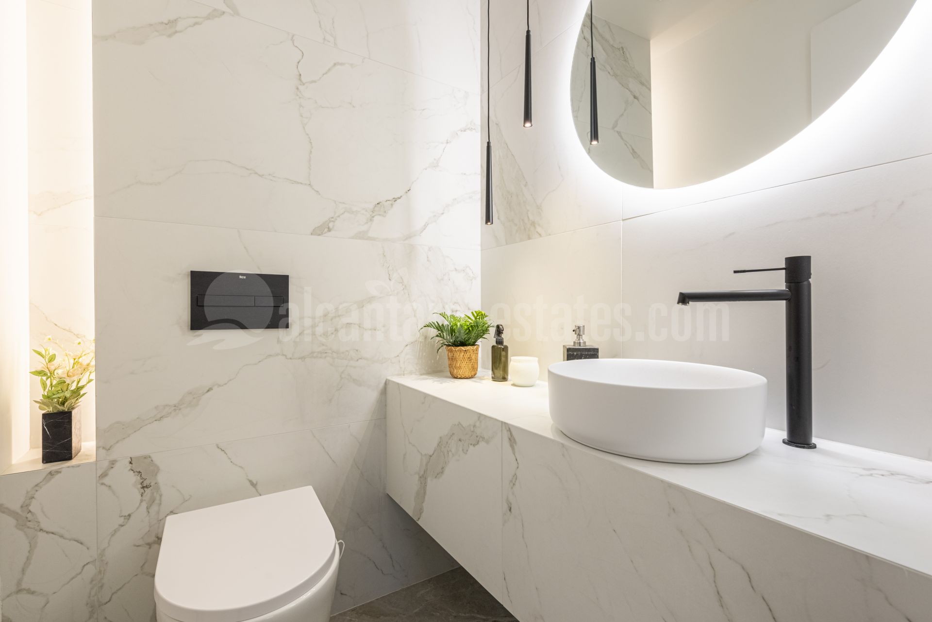 Atico Duplex en Altos de La Quinta, Benahavis