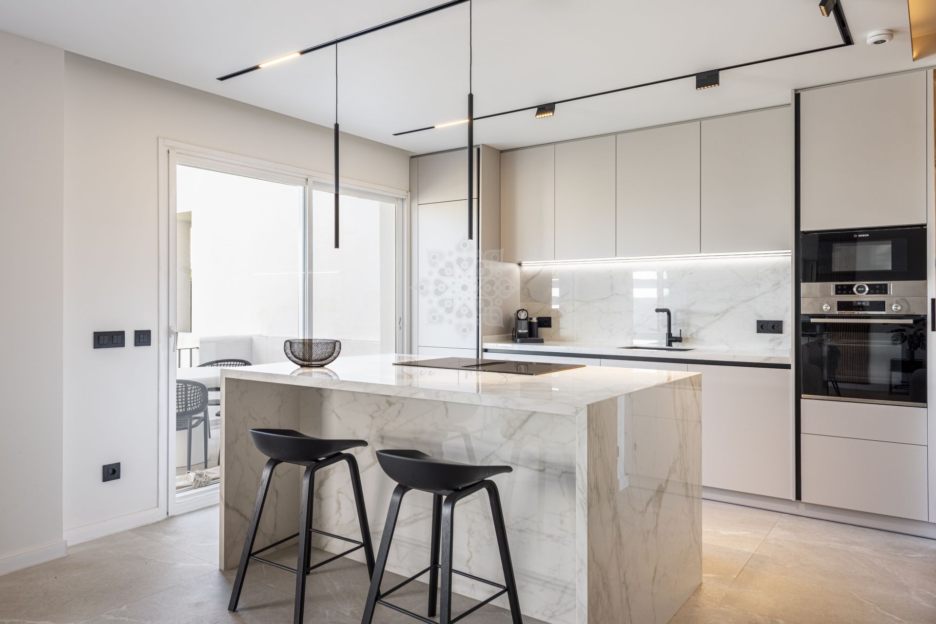 Duplex Penthouse in Altos de La Quinta, Benahavis