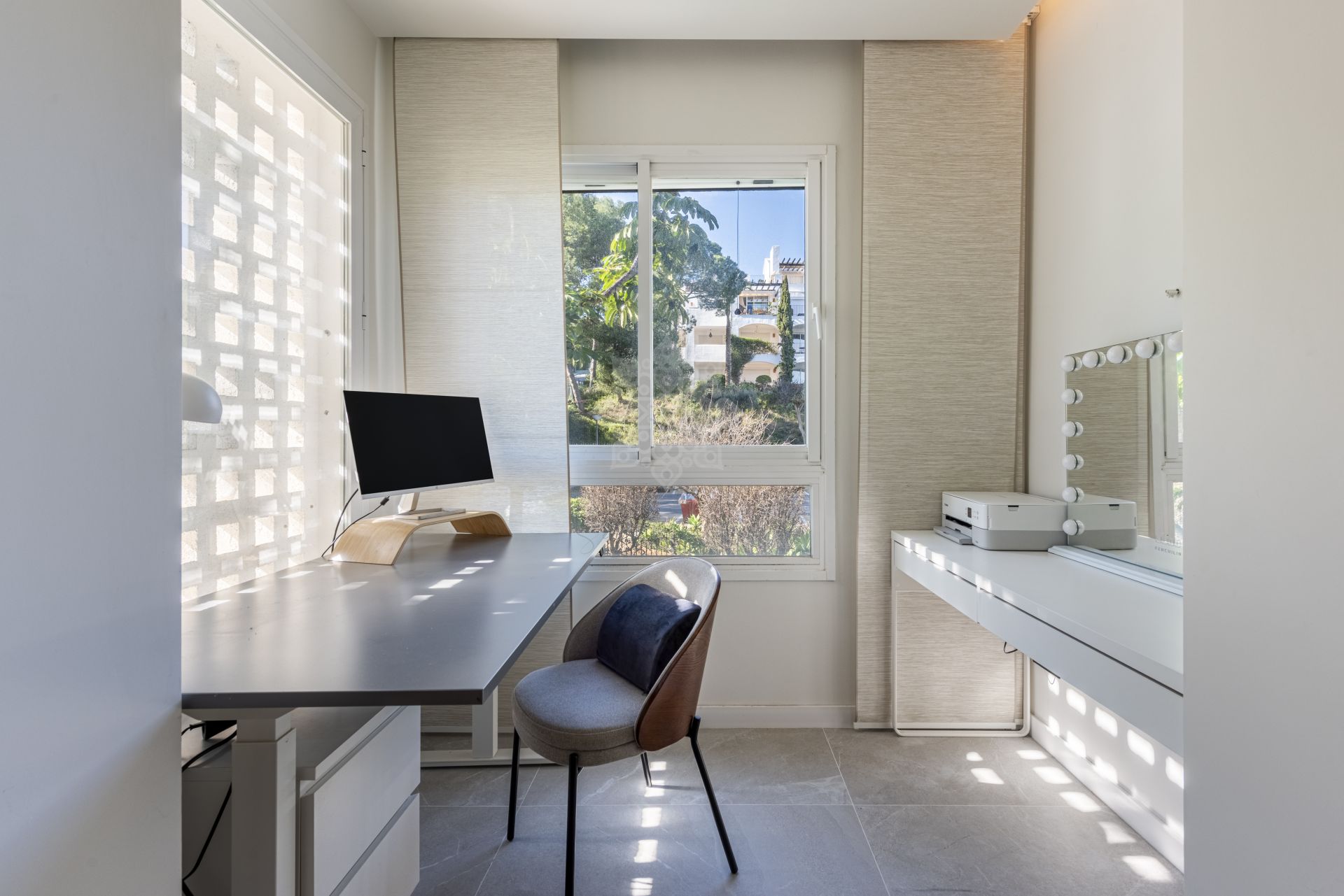 Duplex Penthouse in Altos de La Quinta, Benahavis