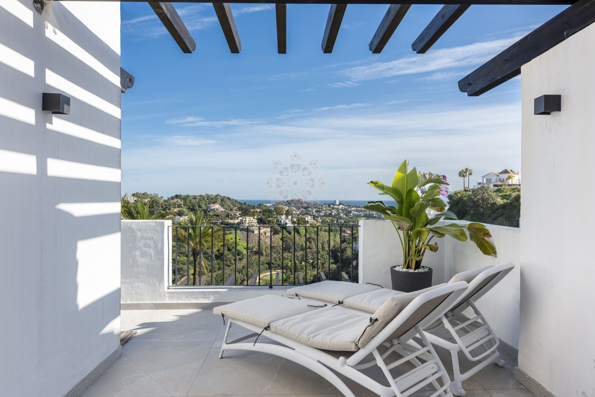 Duplex Penthouse in Altos de La Quinta, Benahavis