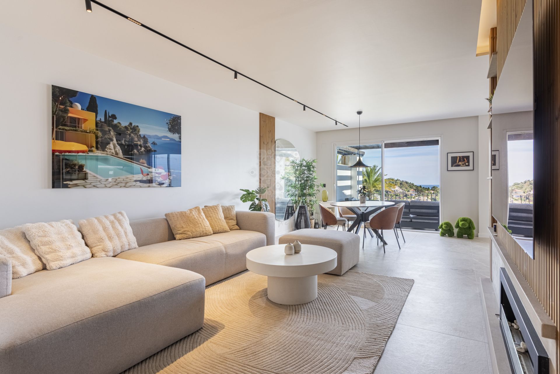 Duplex Penthouse in Altos de La Quinta, Benahavis