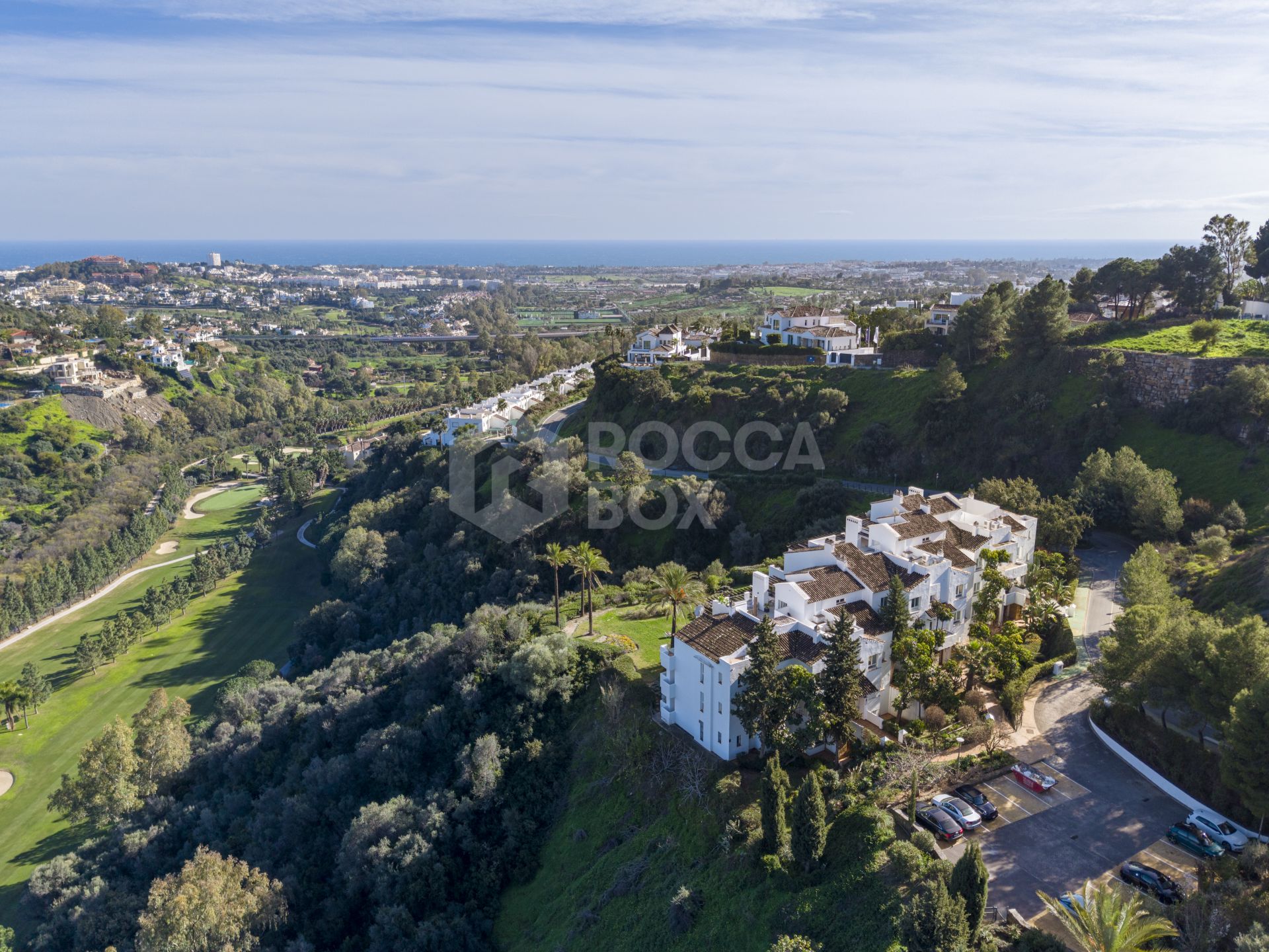 Duplex Penthouse in Altos De La Quinta