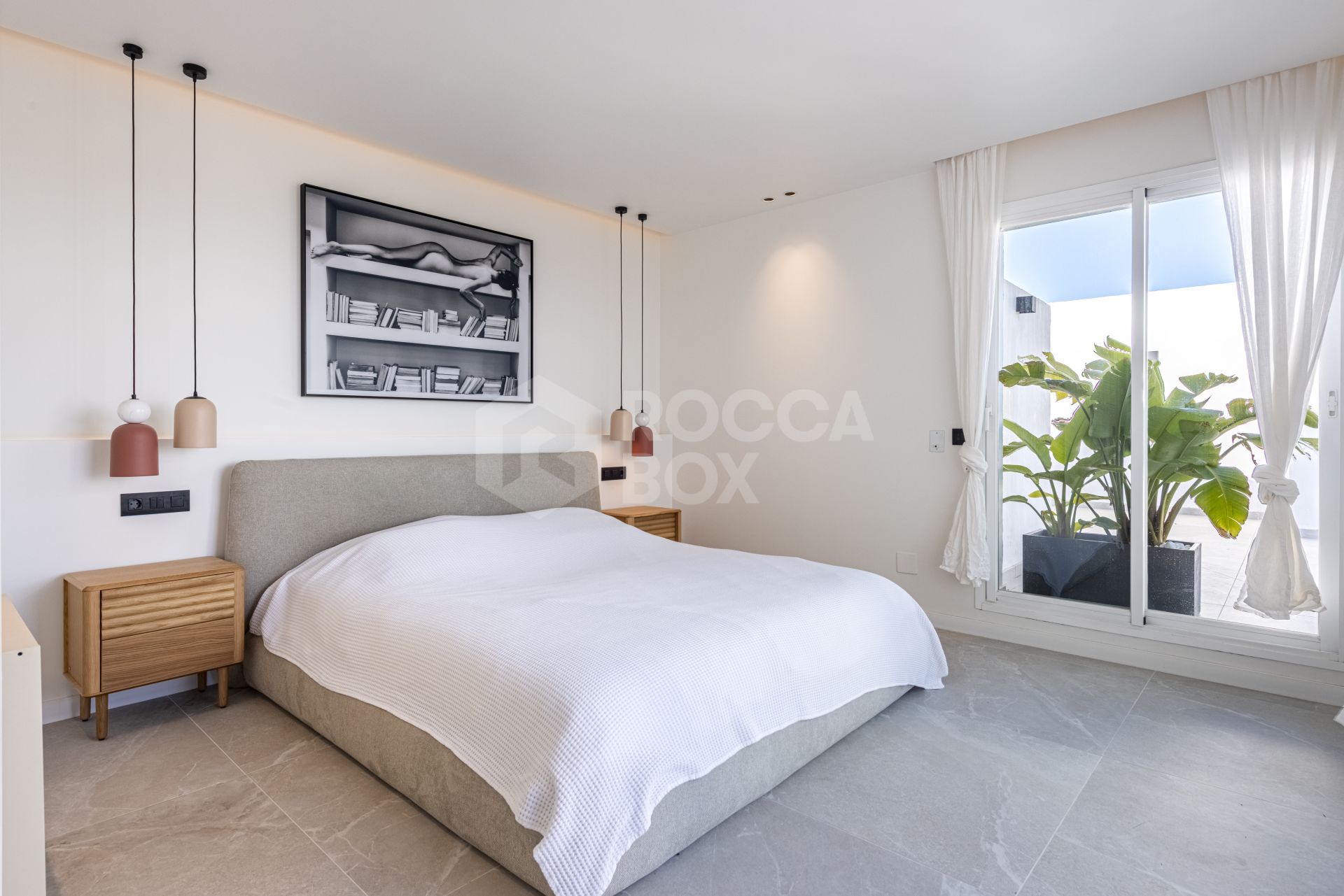 Duplex Penthouse in Altos De La Quinta