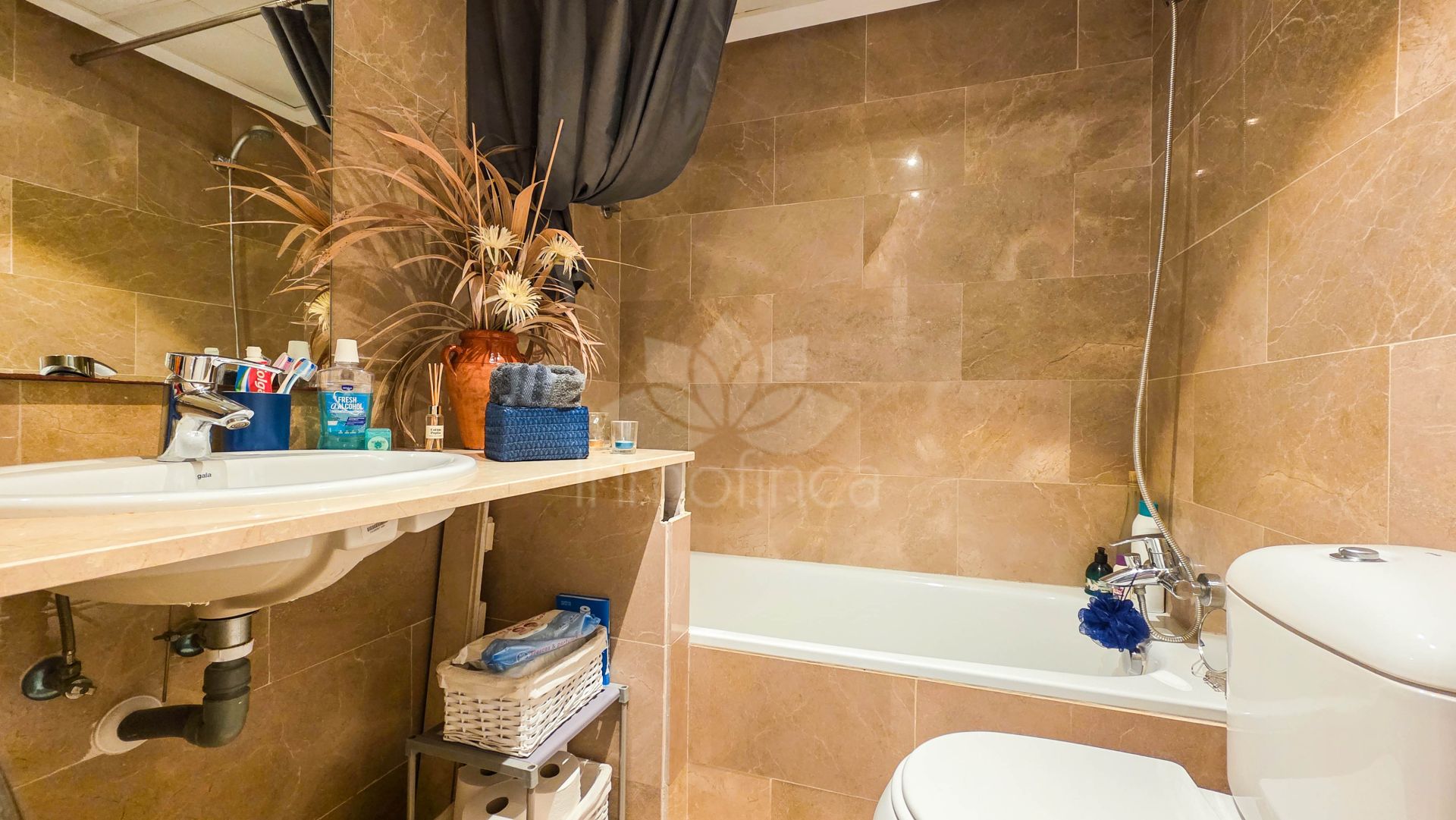 Ground Floor Apartment in La Duquesa, Manilva