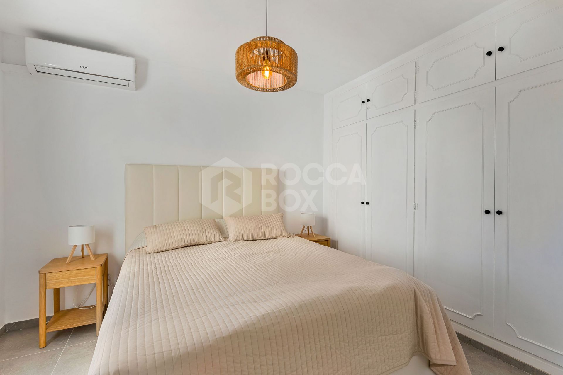 Newly renovated duplex apartment with seaviews