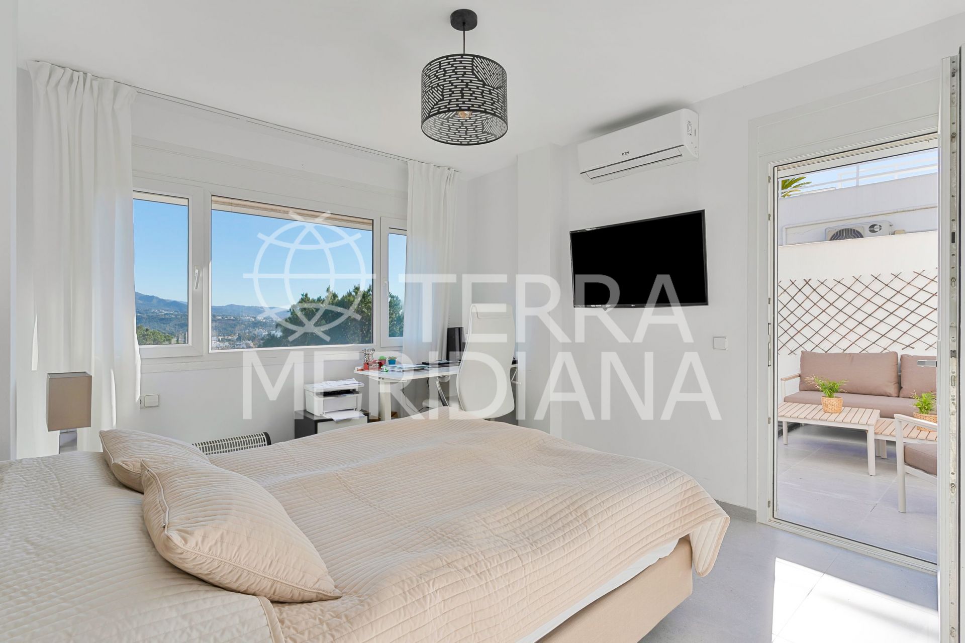 Duplex in Nueva Andalucia, Marbella