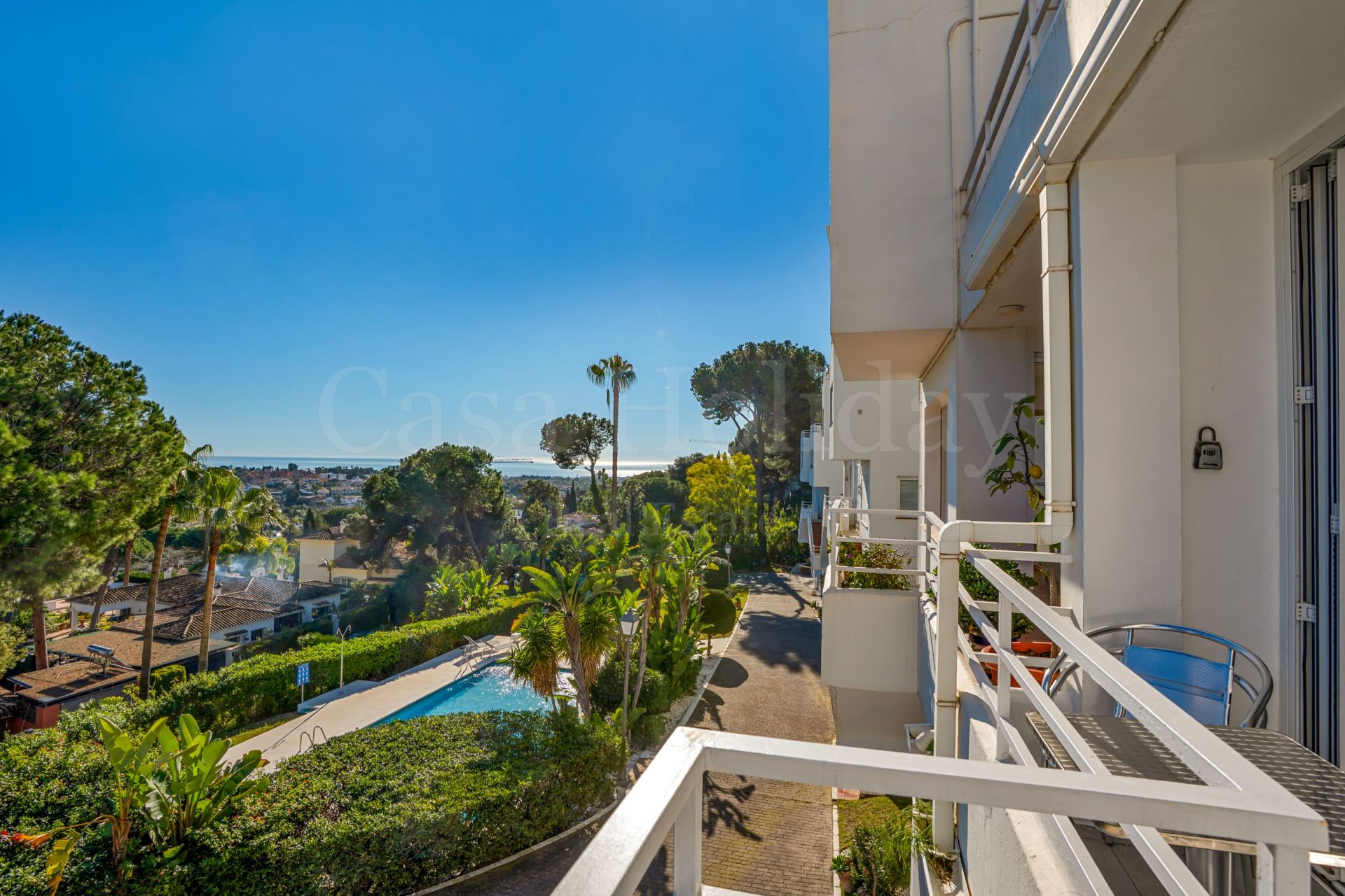 Duplex in Nueva Andalucia, Marbella