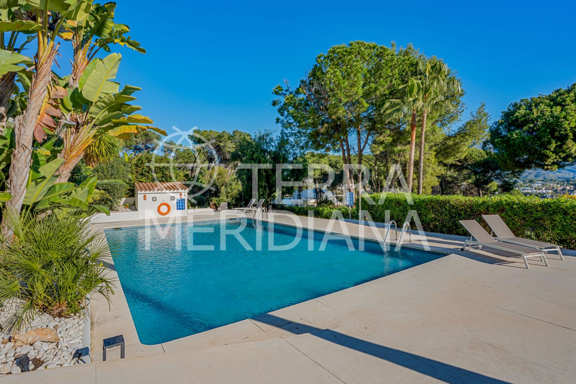 Duplex in Nueva Andalucia, Marbella