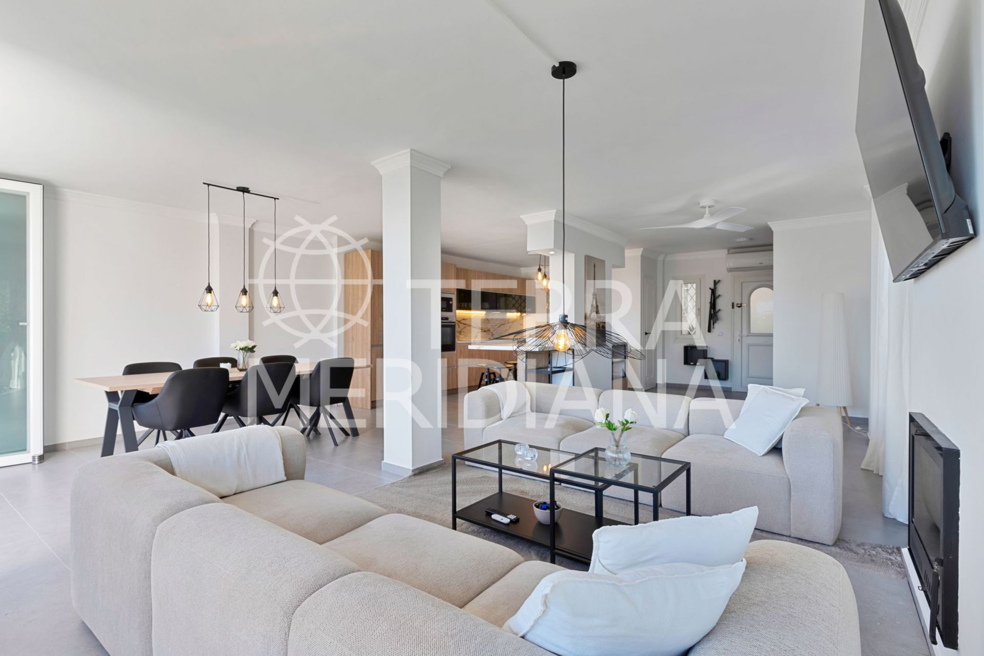 Duplex in Nueva Andalucia, Marbella