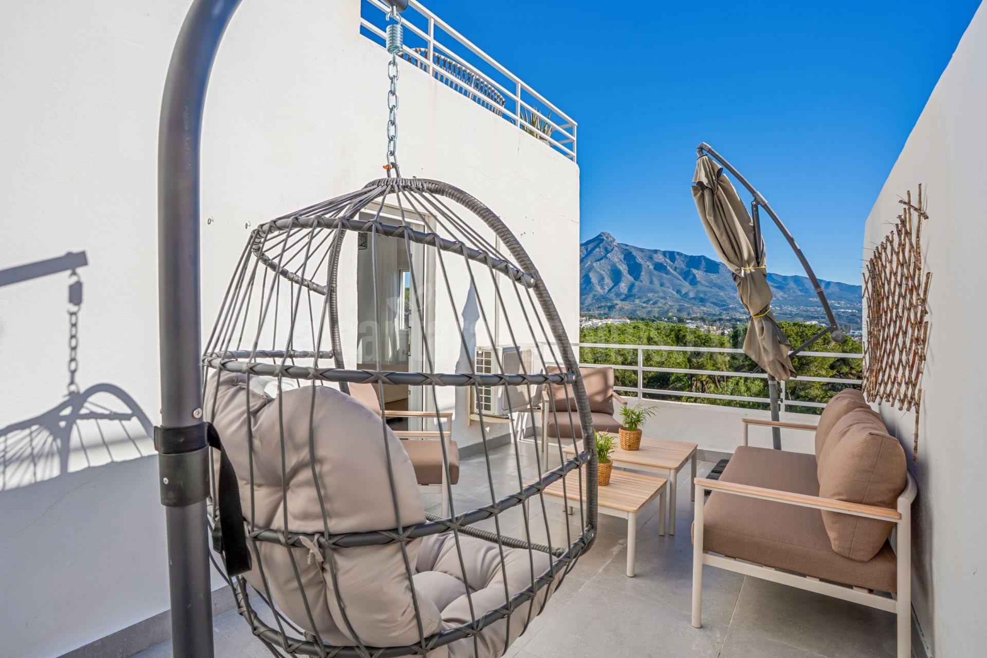 Duplex en Nueva Andalucia, Marbella