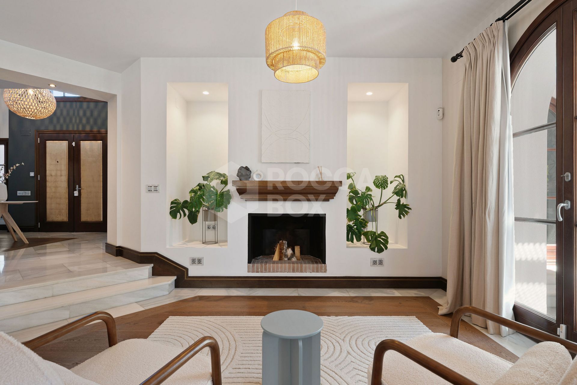 Welcome to this exclusive three-level villa in San Pedro Playa