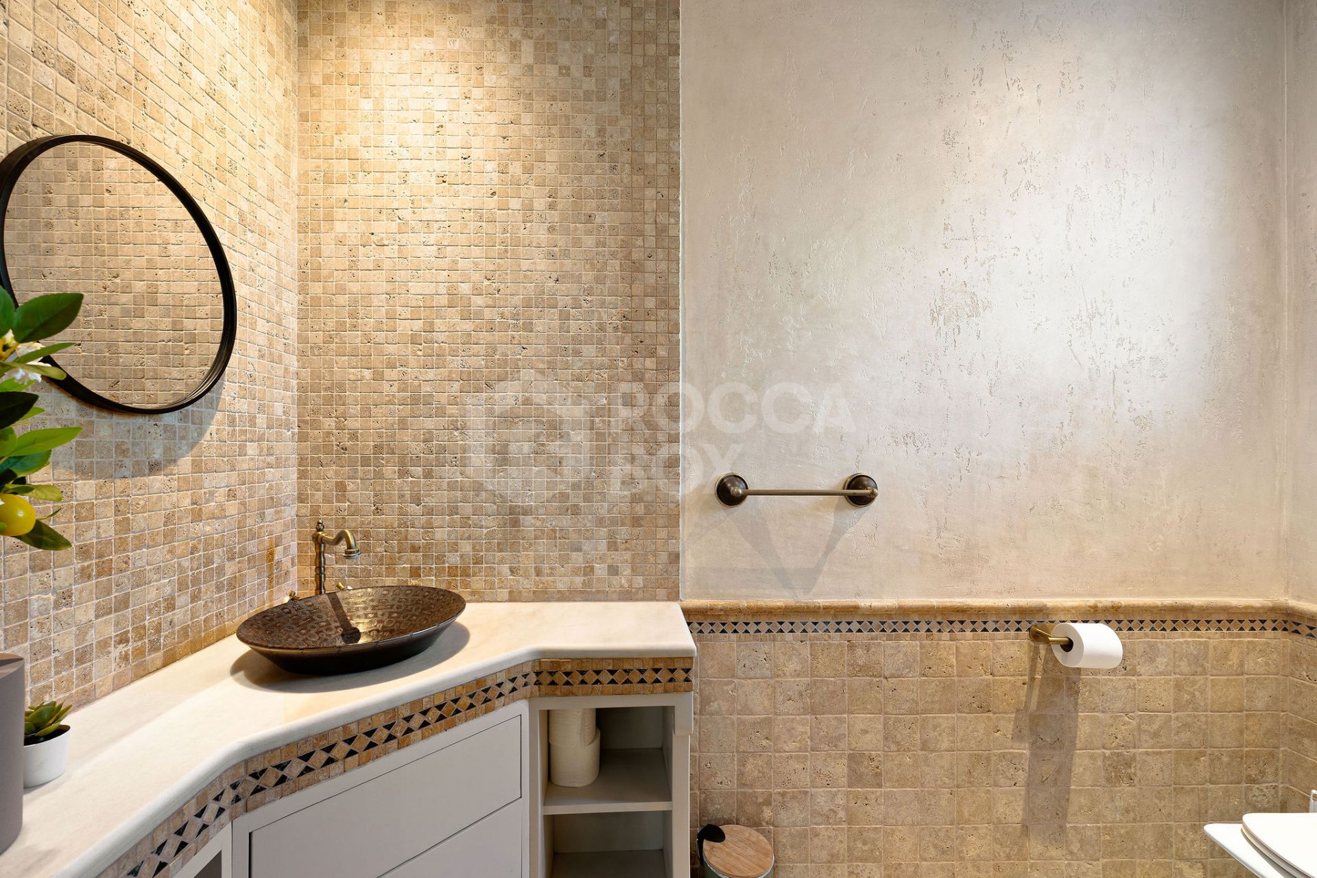 Welcome to this exclusive three-level villa in San Pedro Playa