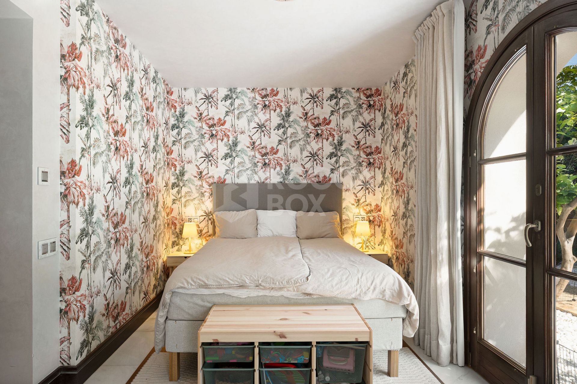 Welcome to this exclusive three-level villa in San Pedro Playa