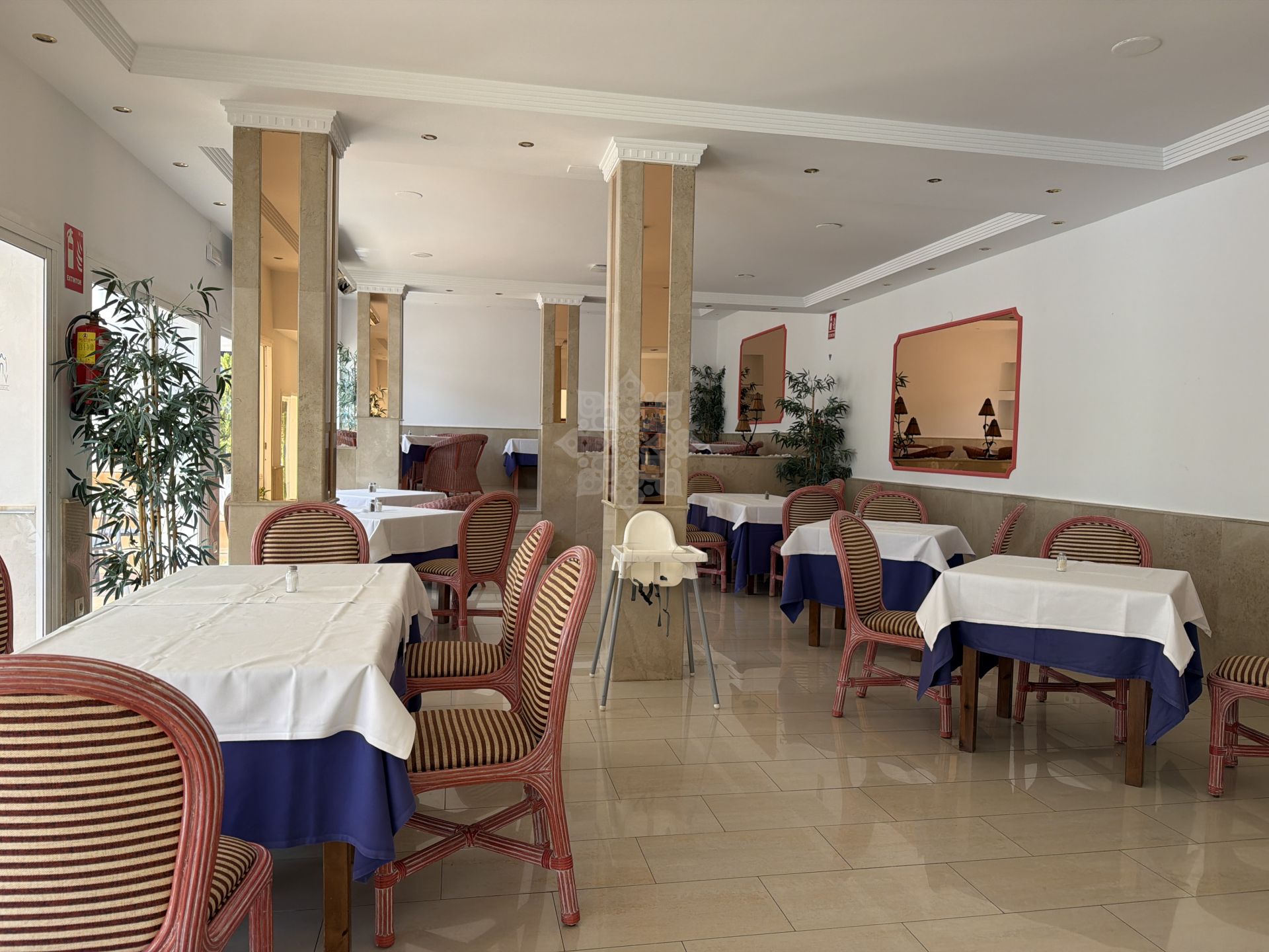 Dom szeregowy w Cabopino, Marbella