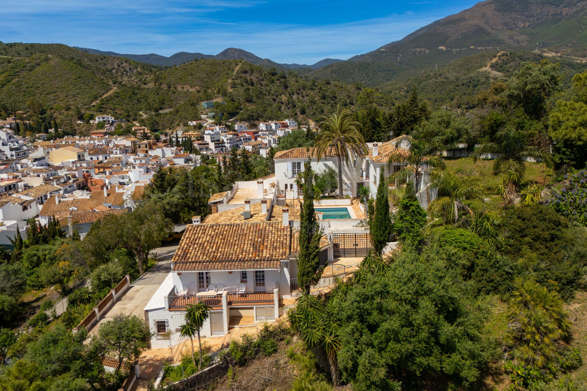 Villa in Benahavis Centro, Benahavis