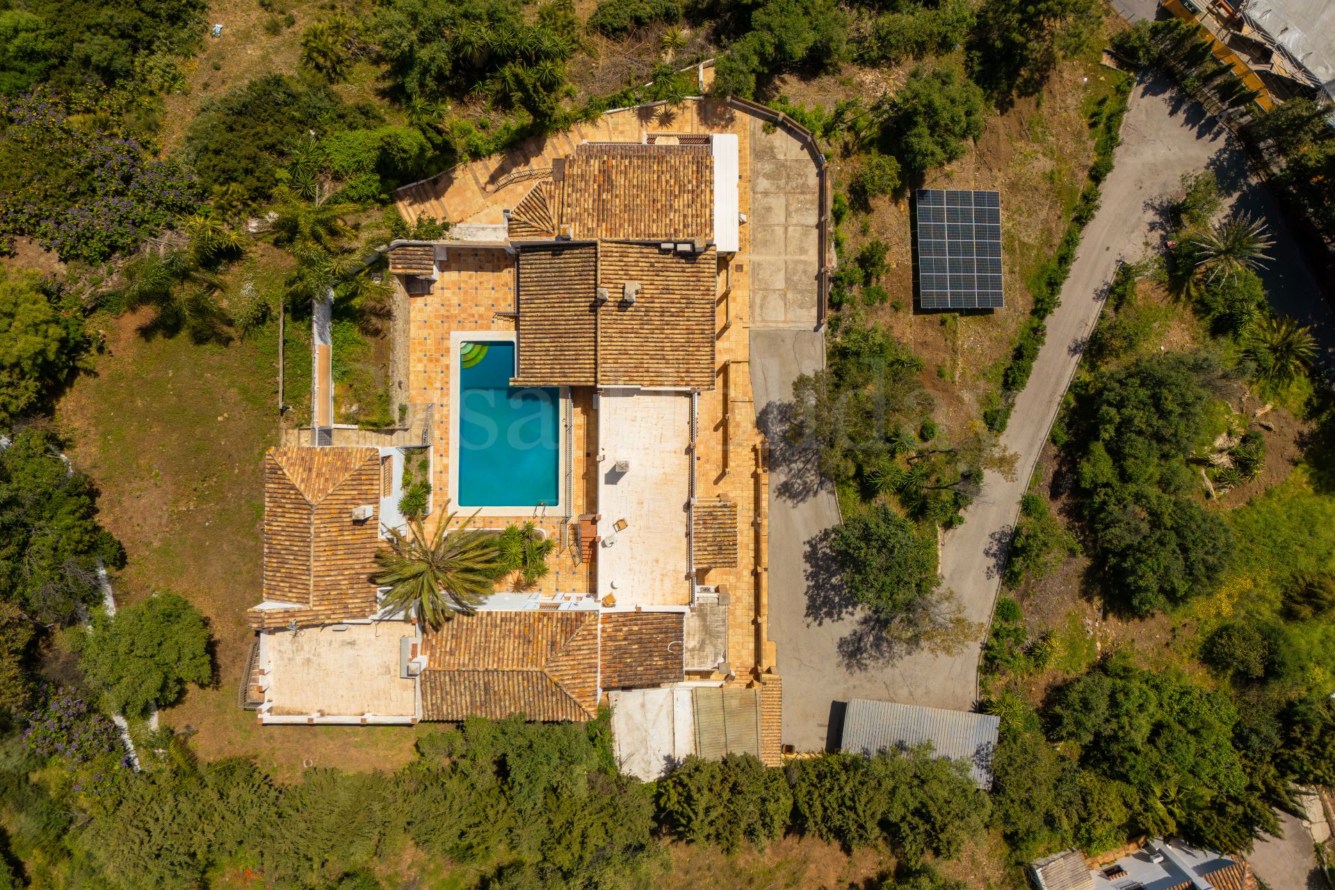 Villa in Benahavis Centro, Benahavis